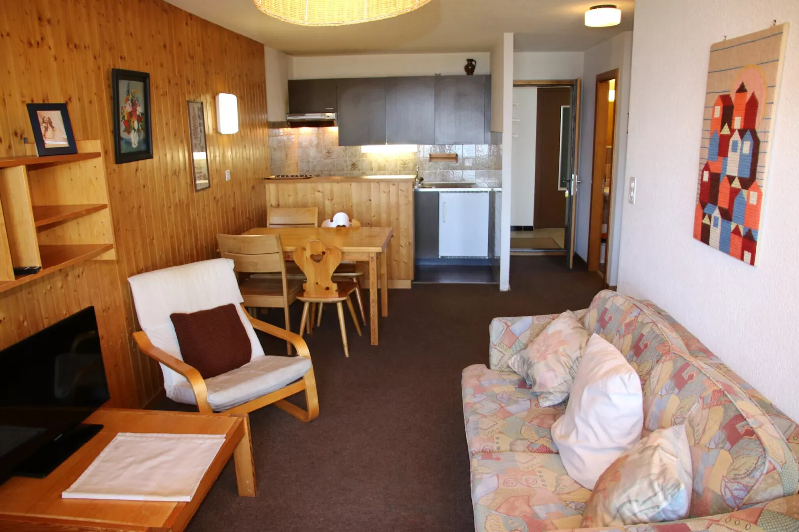 Iris I 031 - CONFORTABLE apartment 6 pers-Woonkamer