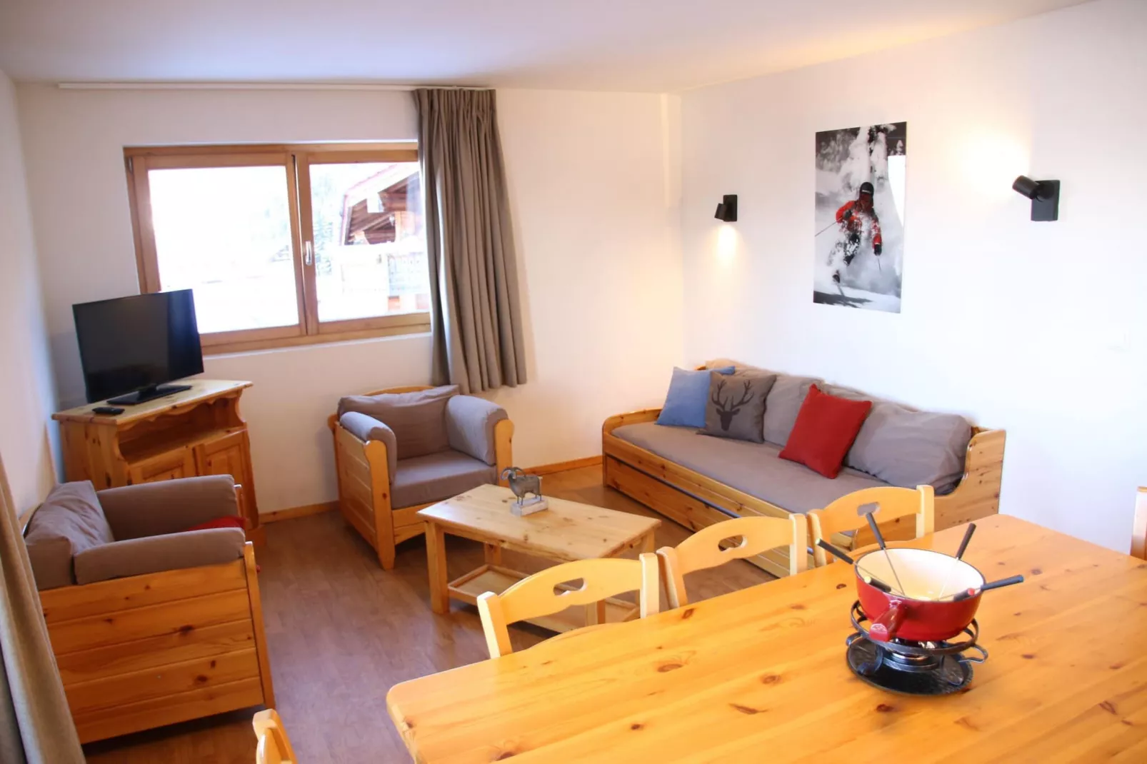 Pracondu 1 402 - OUTDOOR & FUN charming apartment-Woonkamer