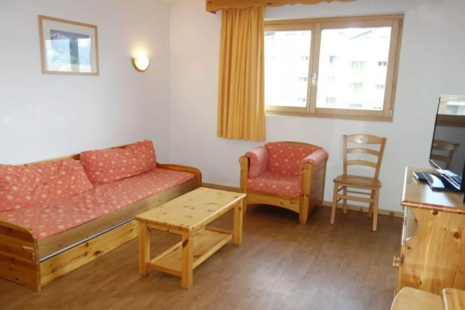 Pracondu 2 001 - OUTDOOR & FUN charming apartment-Woonkamer