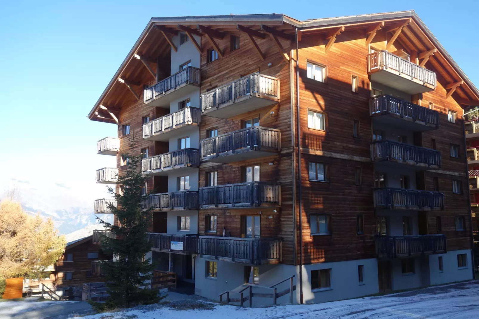 Pracondu 2 308 - OUTDOOR & FUN charming apartment-Buitenkant zomer
