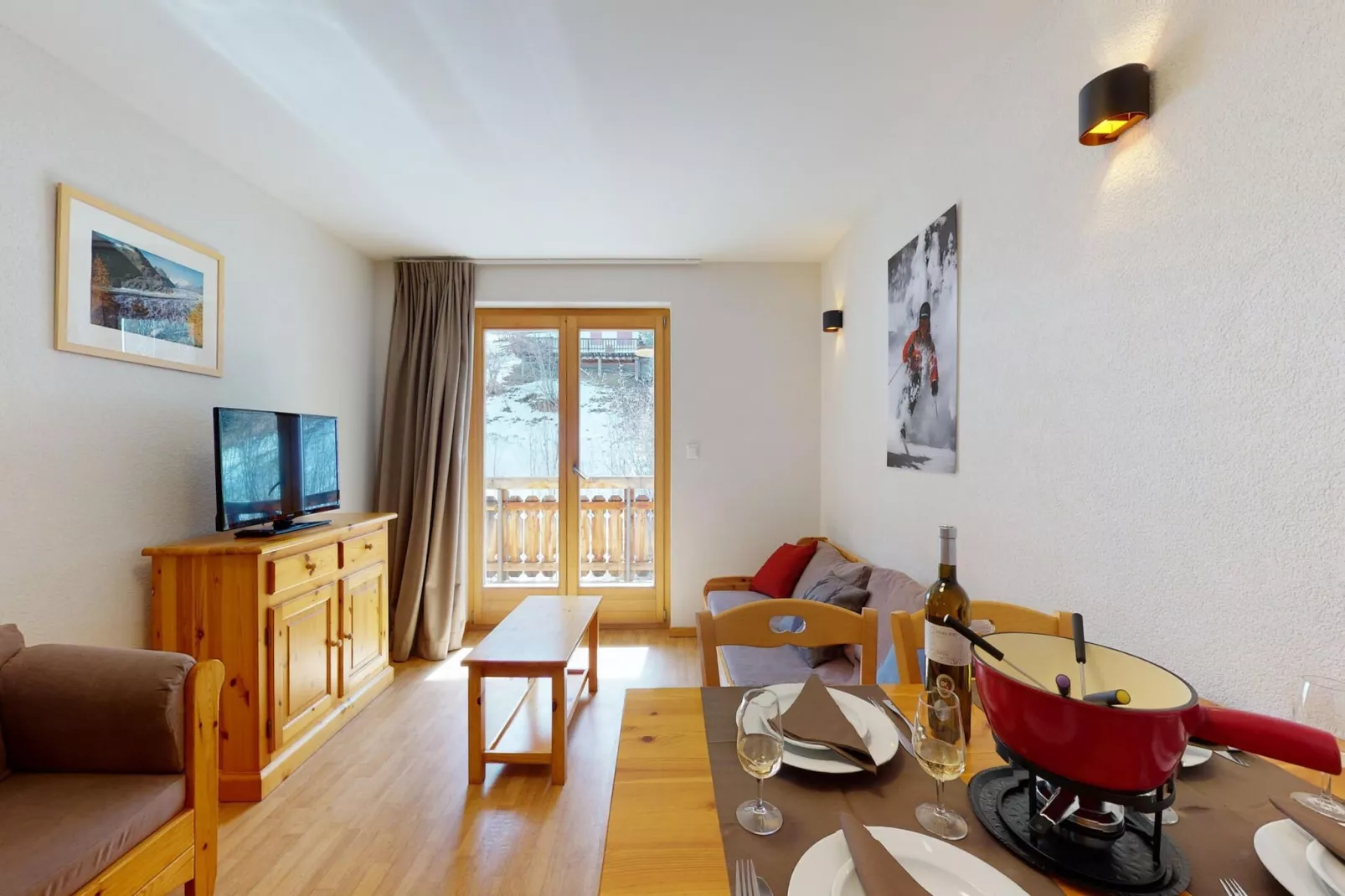 Pracondu 2 402 - OUTDOOR & FUN charming apartment-Woonkamer