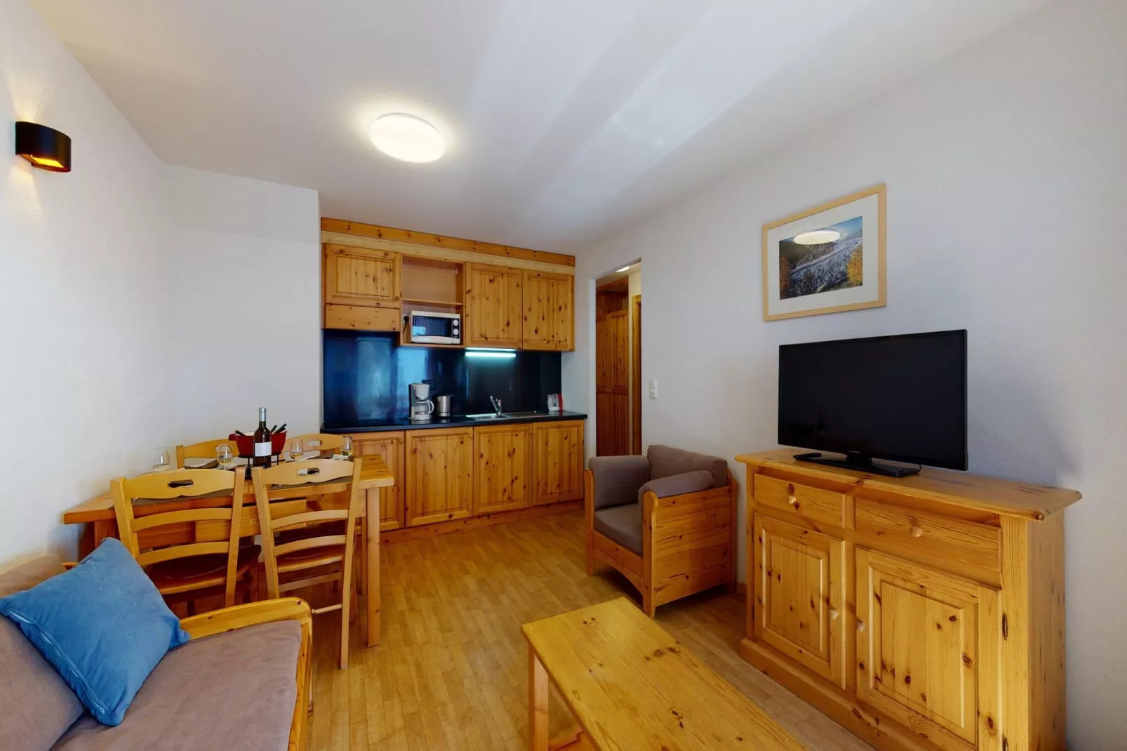 Pracondu 2 402 - OUTDOOR & FUN charming apartment-Woonkamer