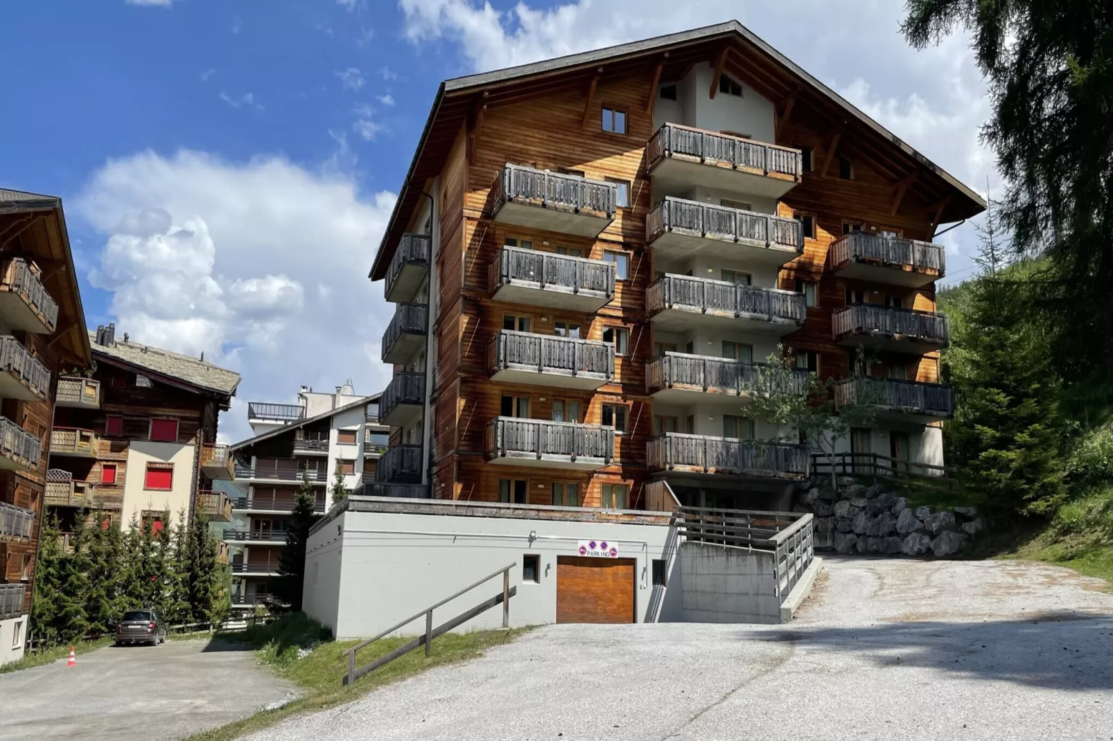 Pracondu 2 403 - OUTDOOR & FUN charming apartment-Buitenkant zomer
