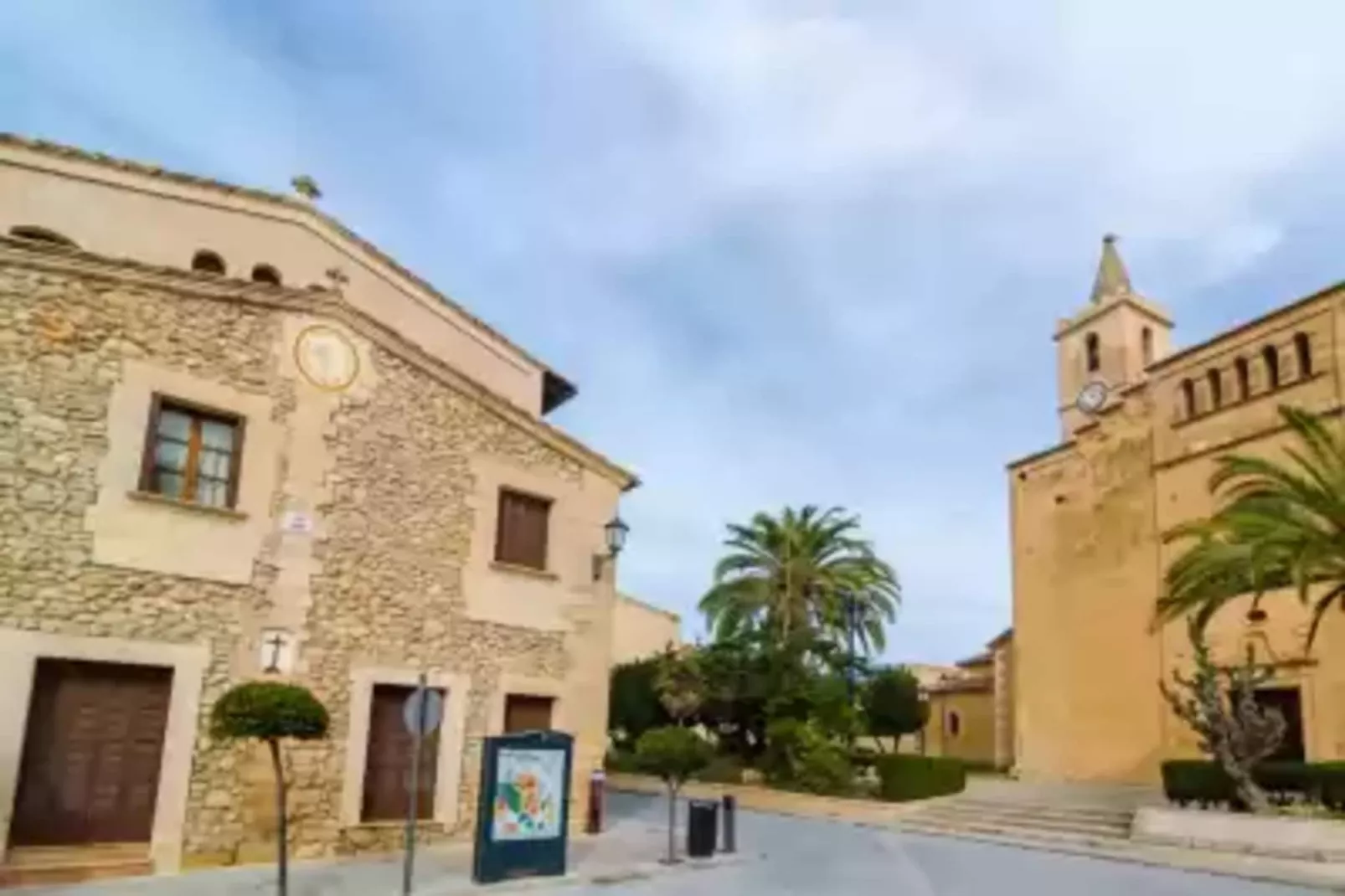 Son Gener (manacor)-Buitenkant zomer
