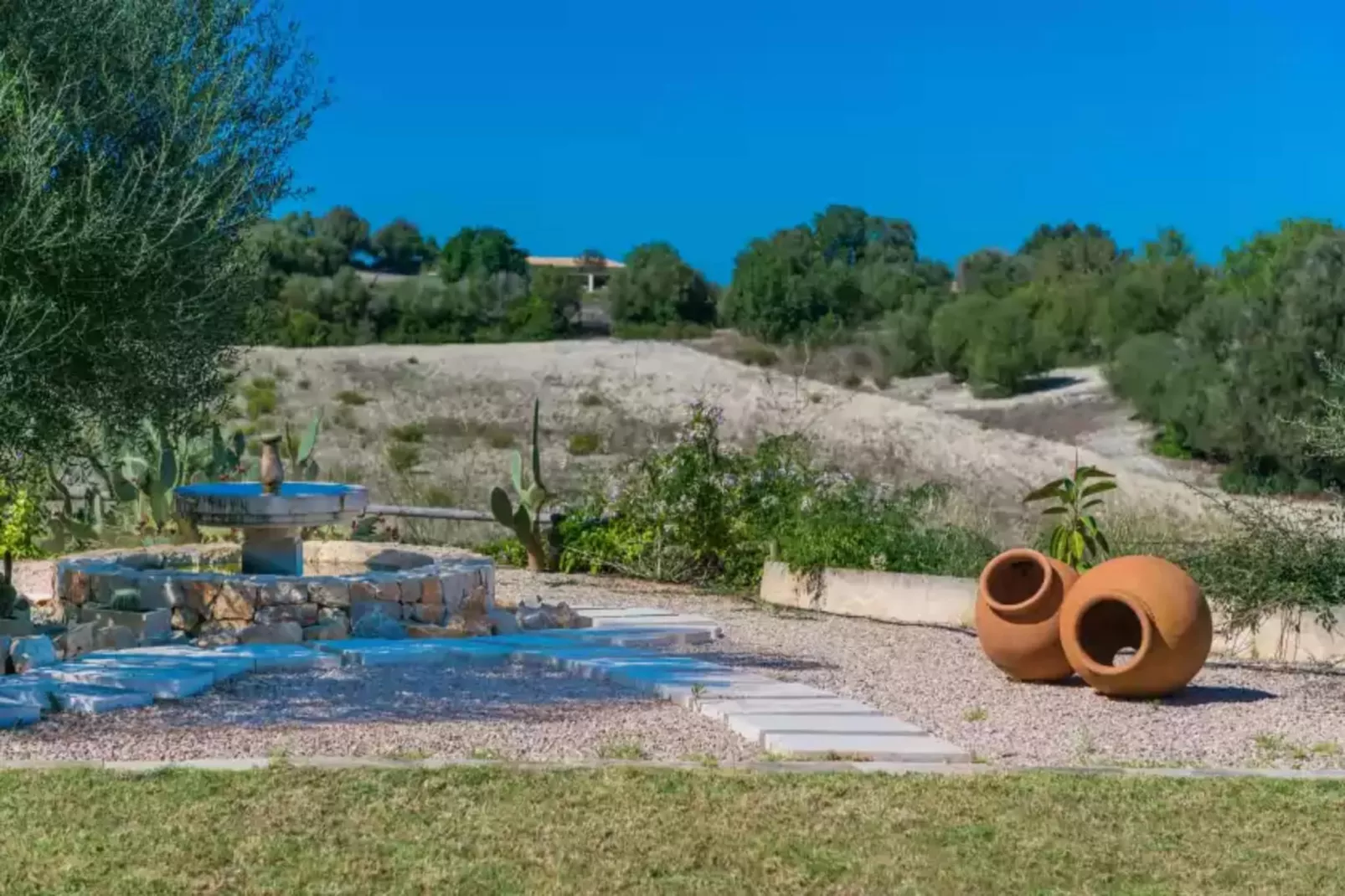 Finca Son Colom-Buitenkant zomer