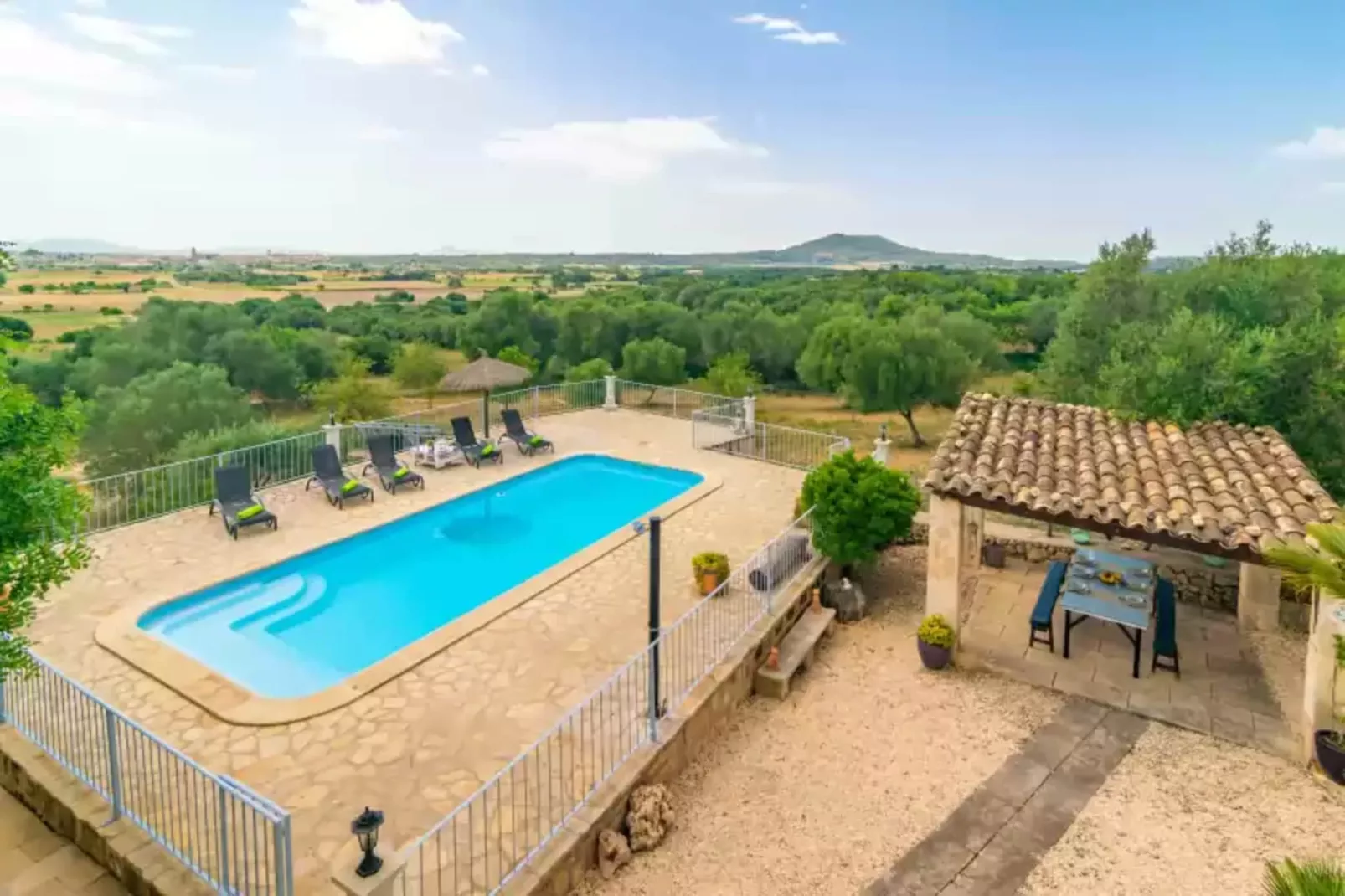 Finca Son PuÇa-Buitenkant zomer