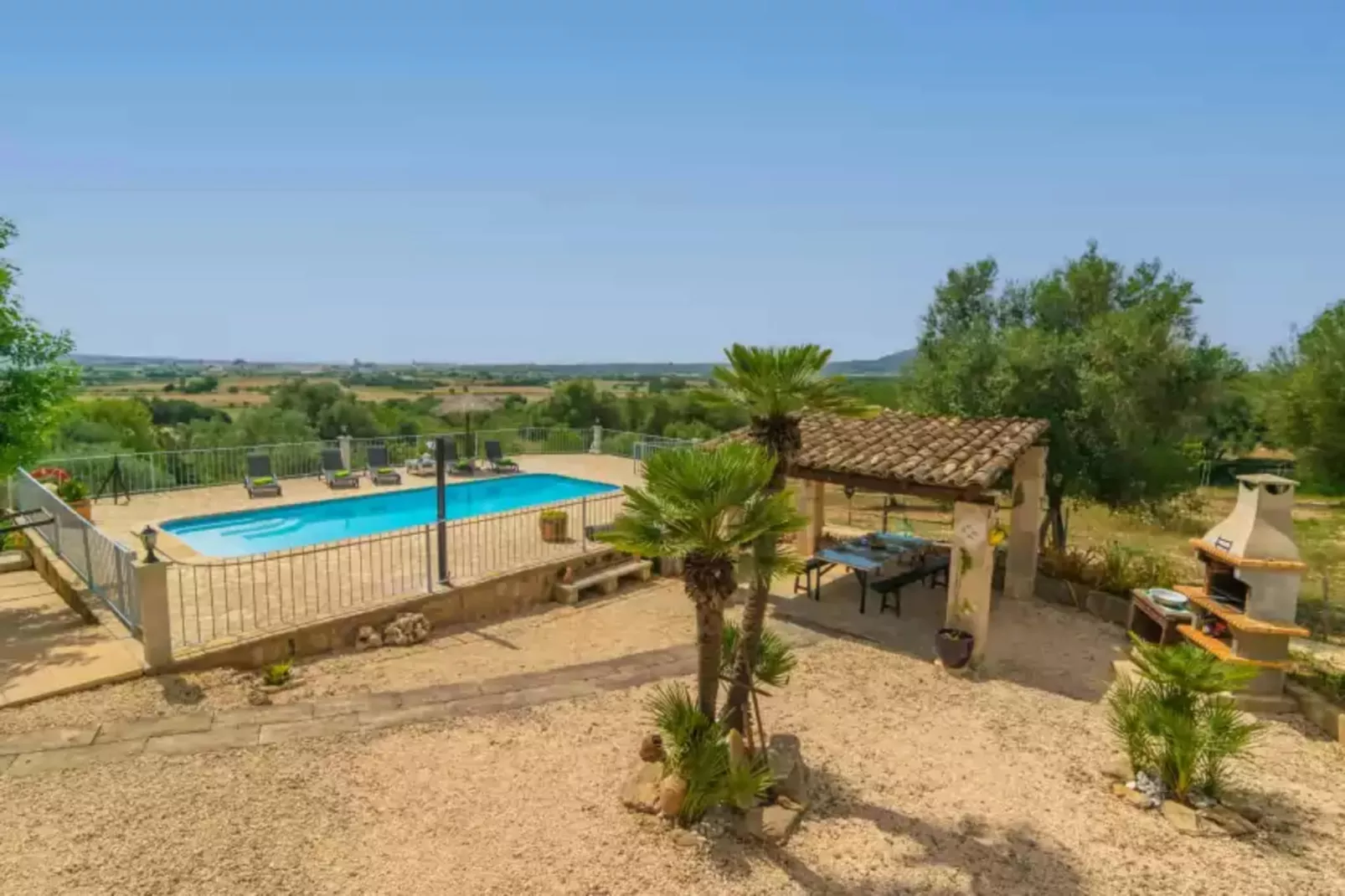 Finca Son PuÇa-Buitenkant zomer