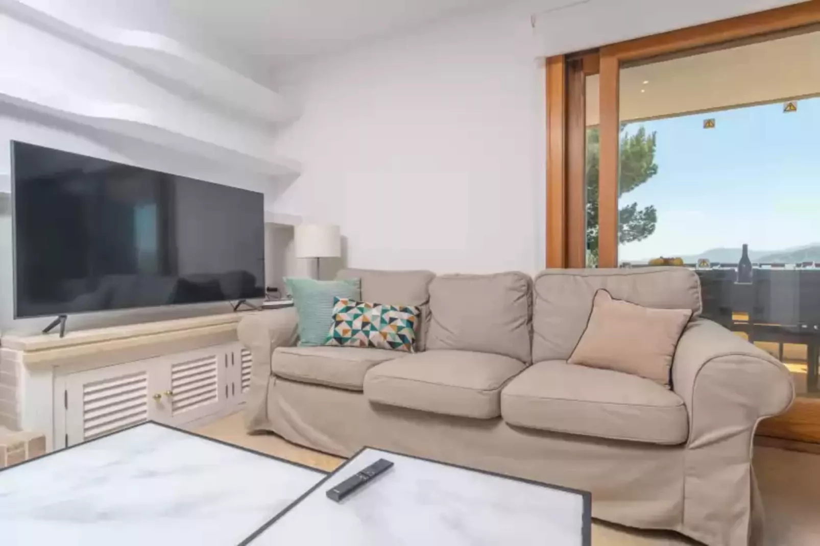 Ed. Bellveure 2º B (duplex)-Woonkamer