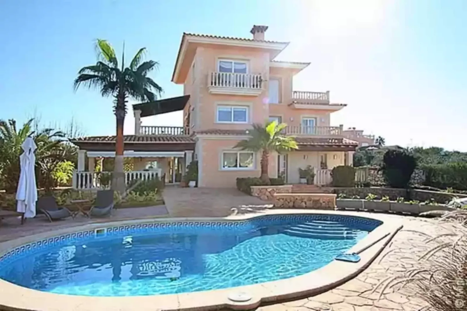 Chalet Libertat-Buitenkant zomer