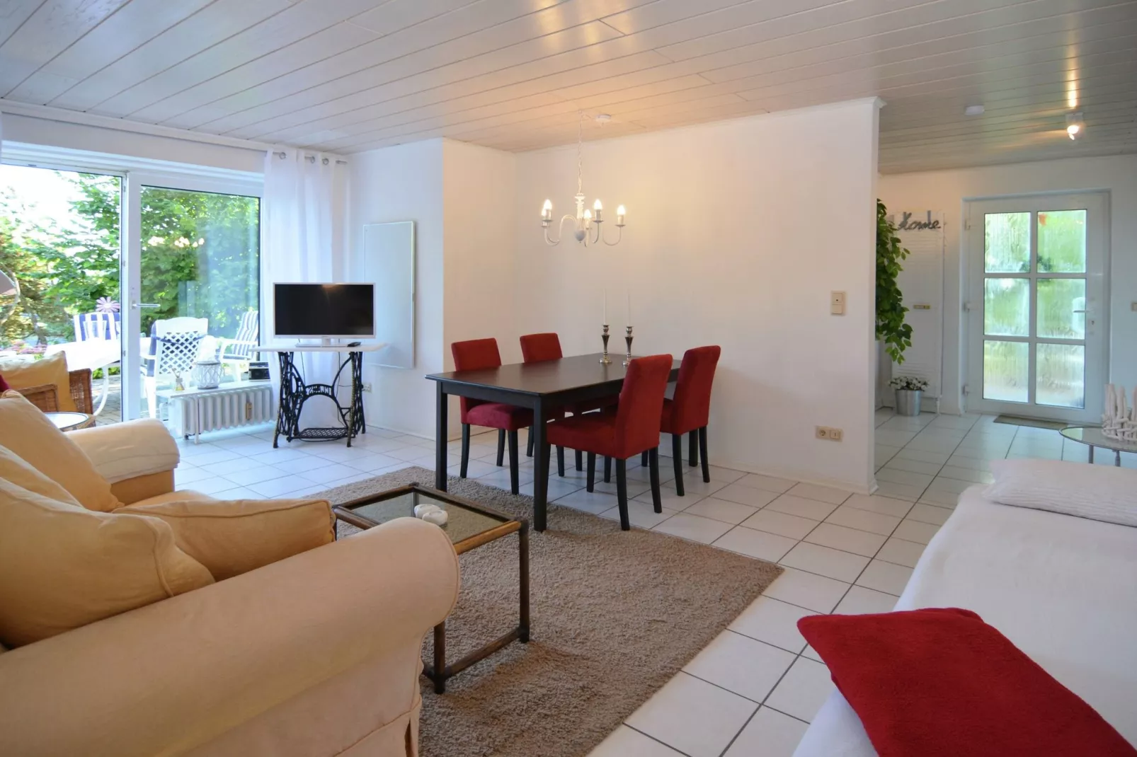 Knüllblick II-Eetkamer