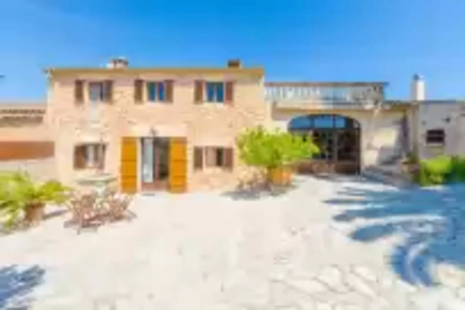 Finca Can Setri-Buitenkant zomer