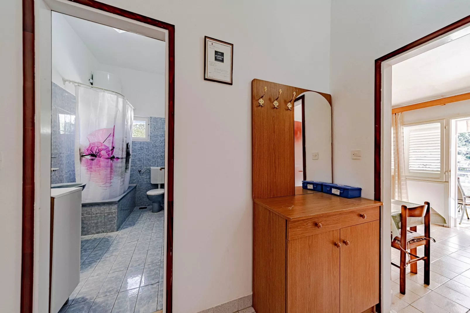 Apartments Kuzma - One-Bedroom Apartment with Balcony and Sea View