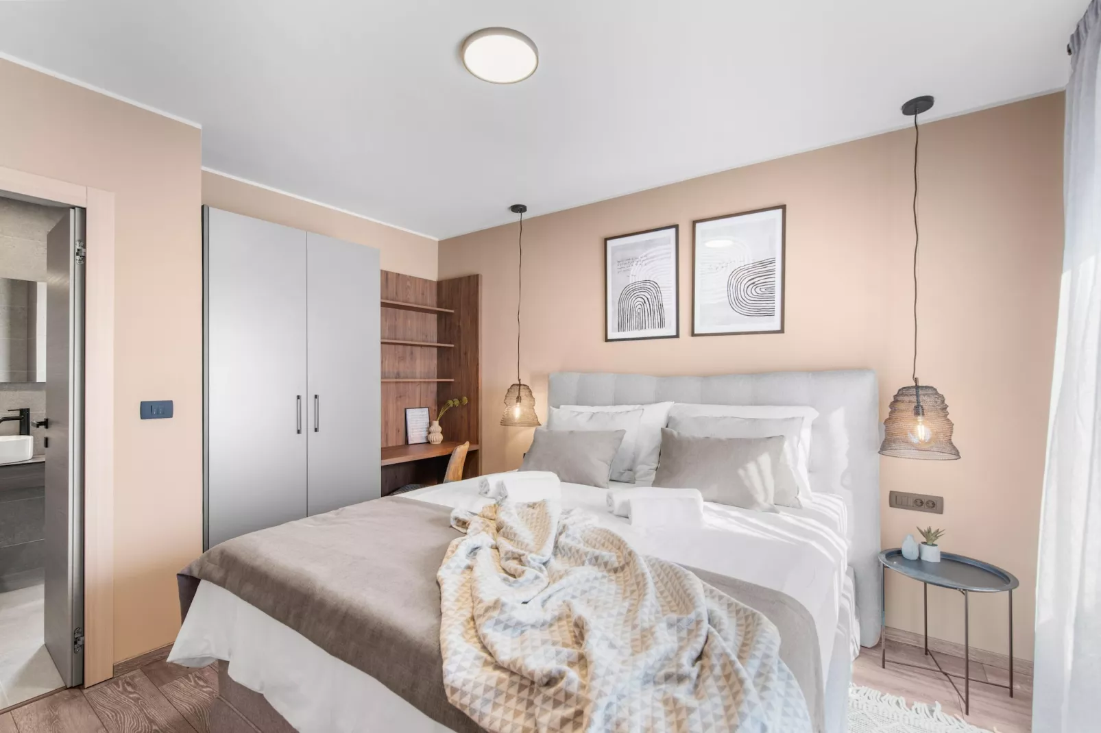 Quercus village penthouse 11 with bubble bath