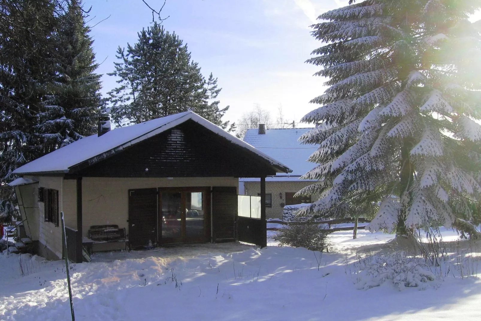 An den Wiesen-Exterieur winter