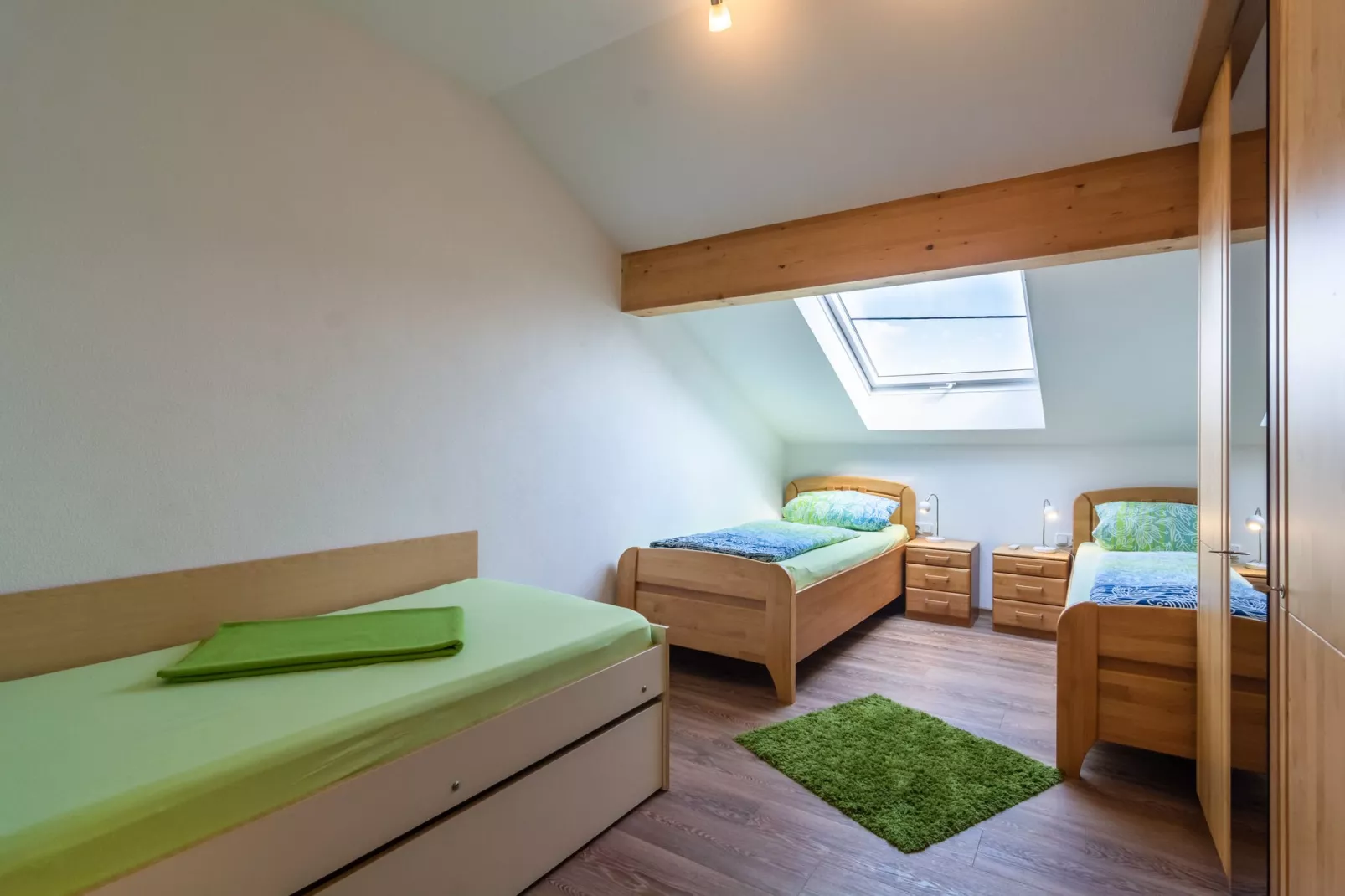 Julia OG-Slaapkamer