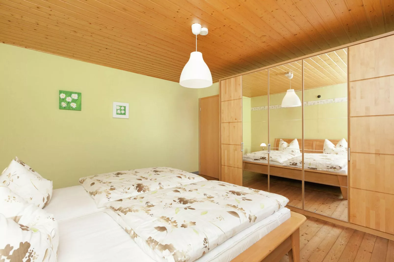 Blick zu Luxemburg-Slaapkamer