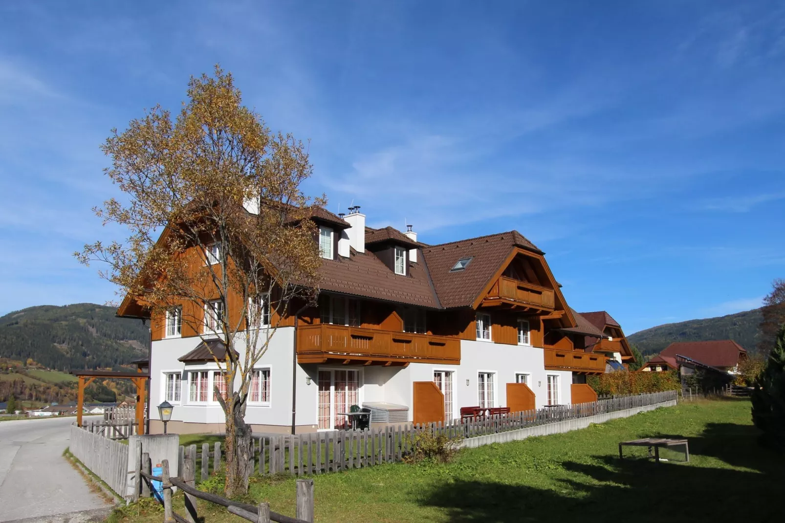 Apartment Aineckblick 14-Buitenkant zomer