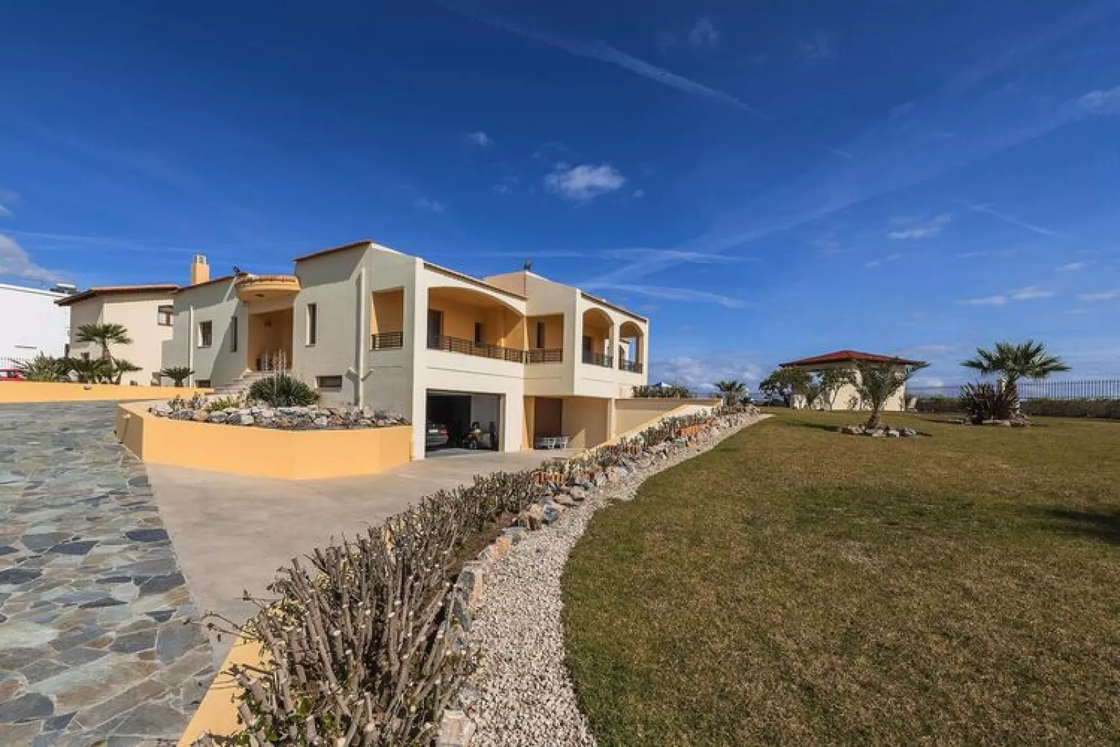 Vakantiehuis, Kolymbia-Buitenkant zomer
