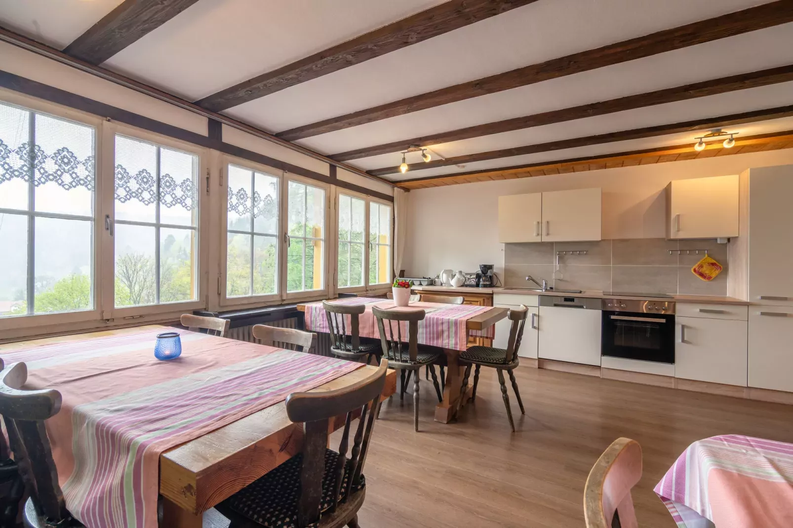 Schwarzwald-Eetkamer