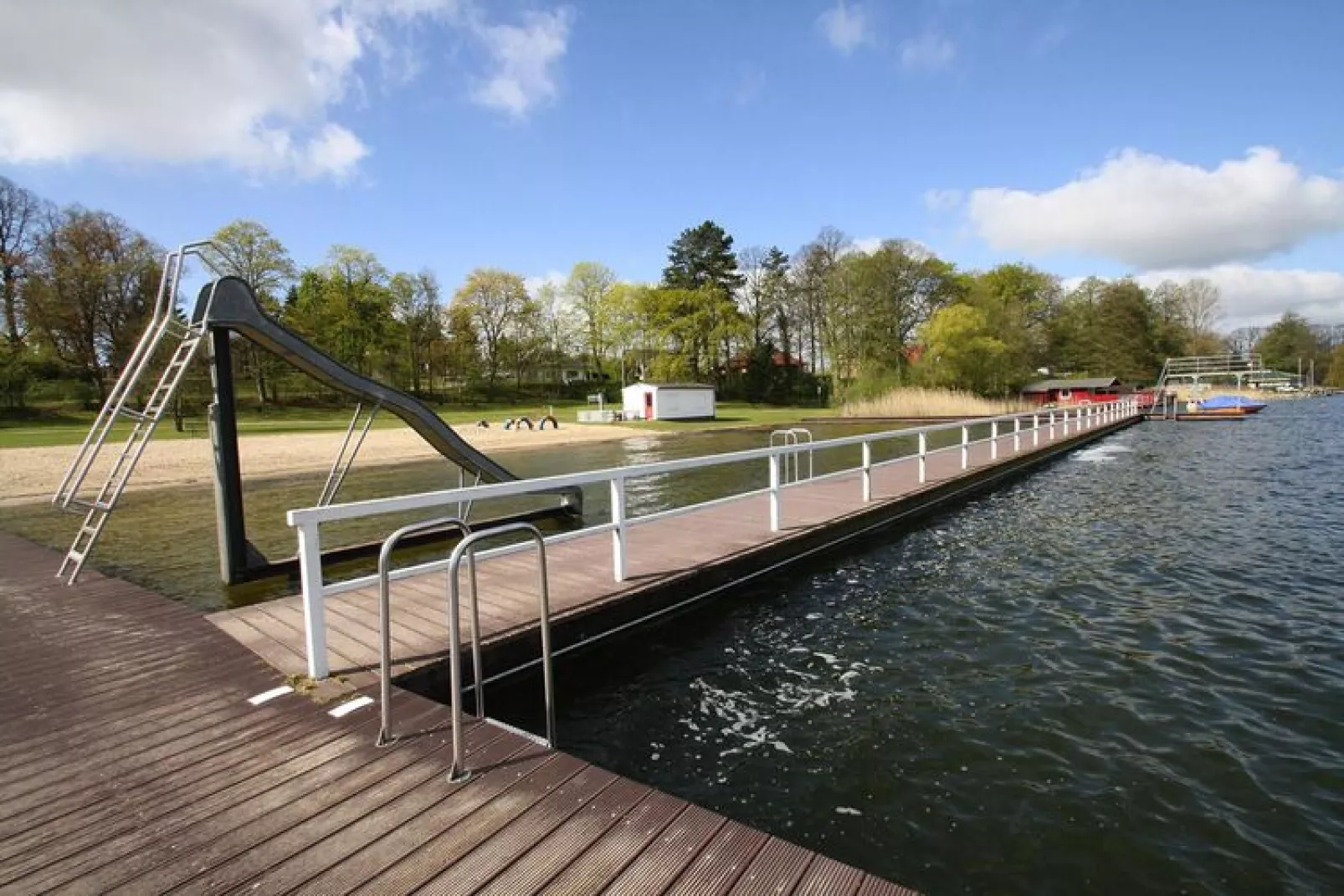 Ferienhaus 102 qm-Gebieden zomer 1km