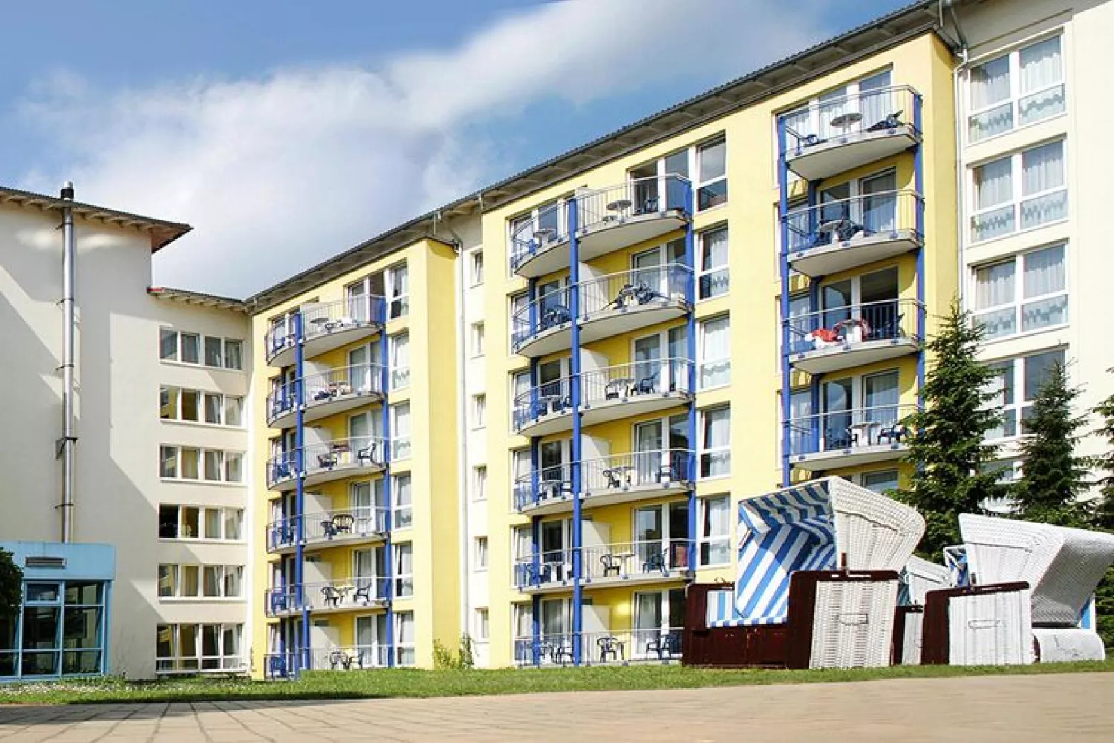 Holiday park Rügen IFA, Binz-Superior-Suite, 60 qm-Buitenkant zomer