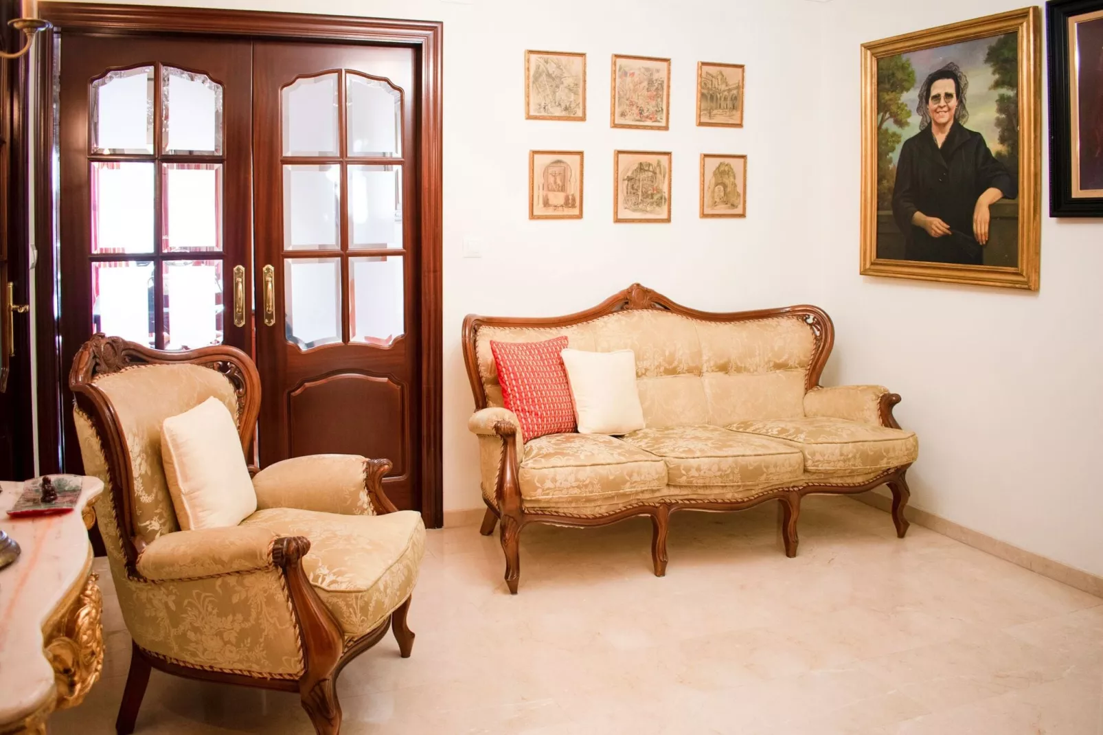 Preciosa casa en Sevilla-Woonkamer