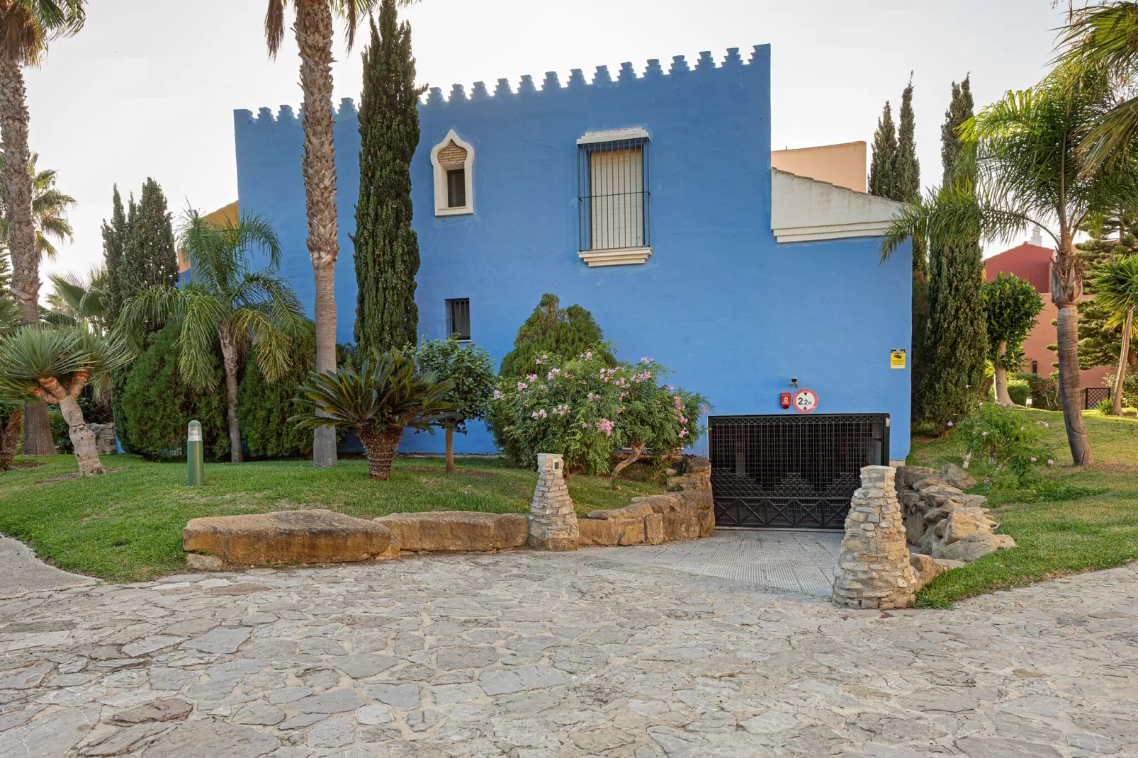 La Casa Azúl