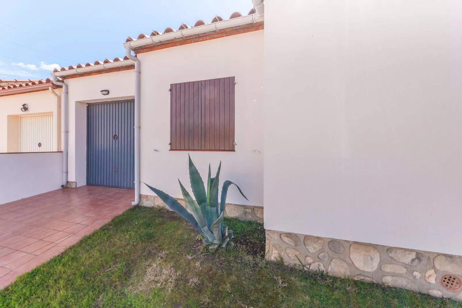 Vrijstaande vakantiewoning in L'Escala met privézwembad-Tuinen zomer