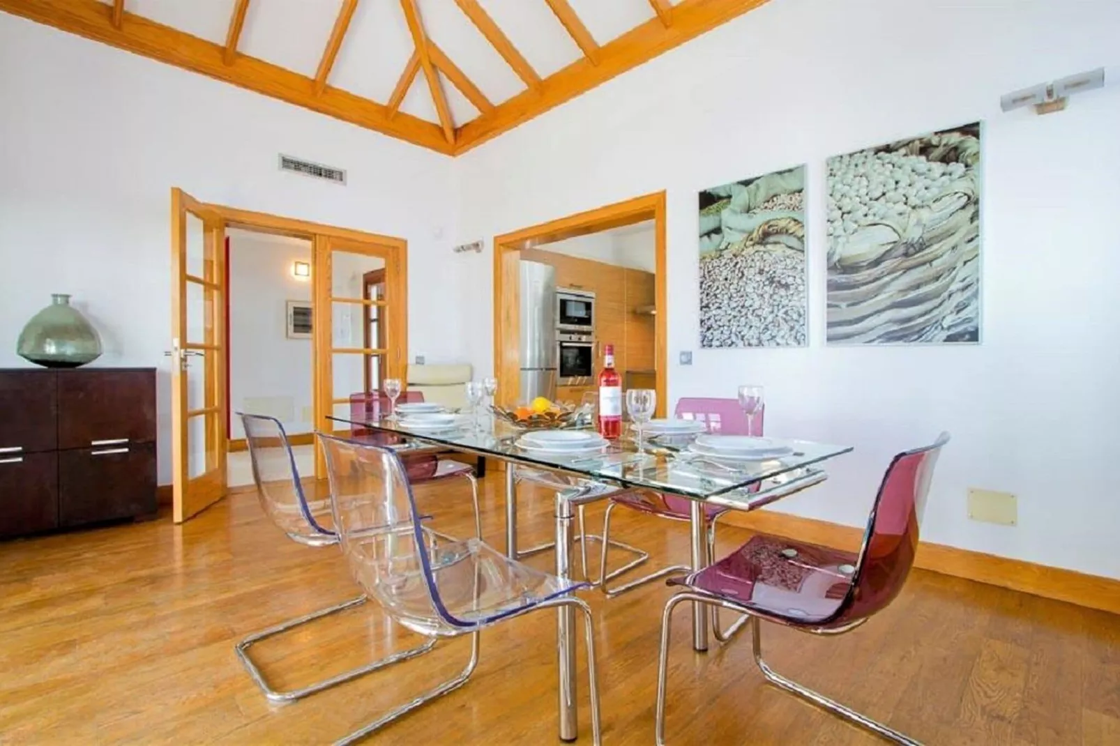 Villa B