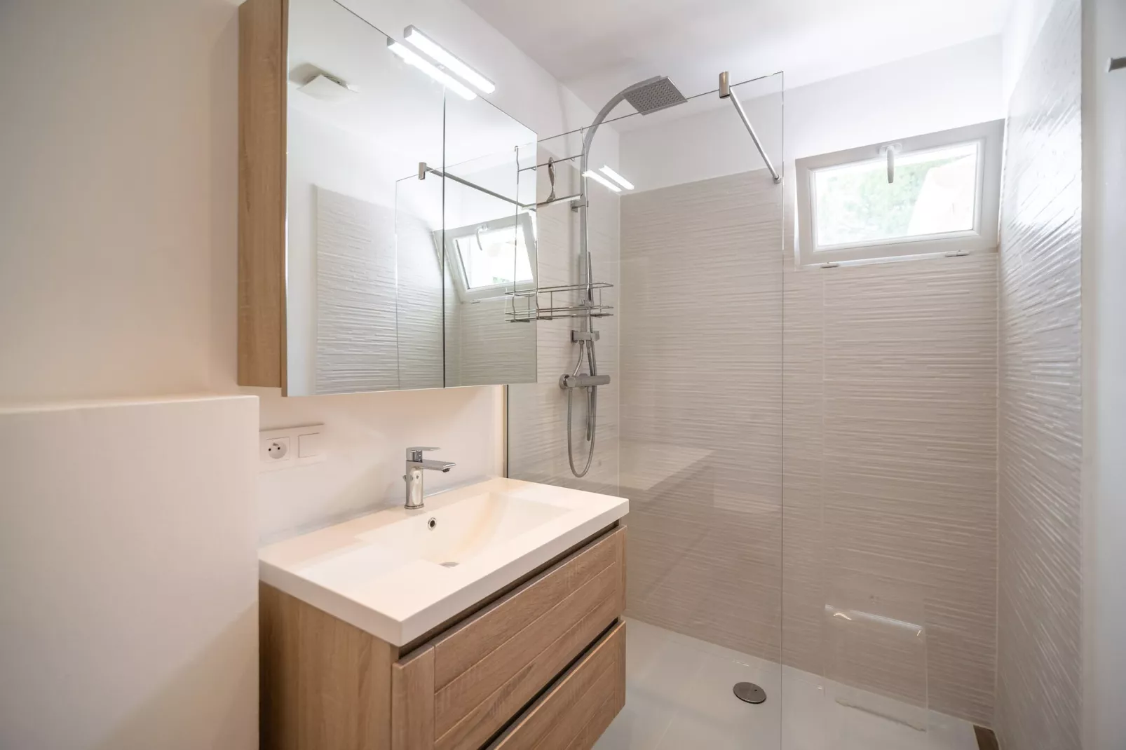 Aux Arbres Verts-Badkamer