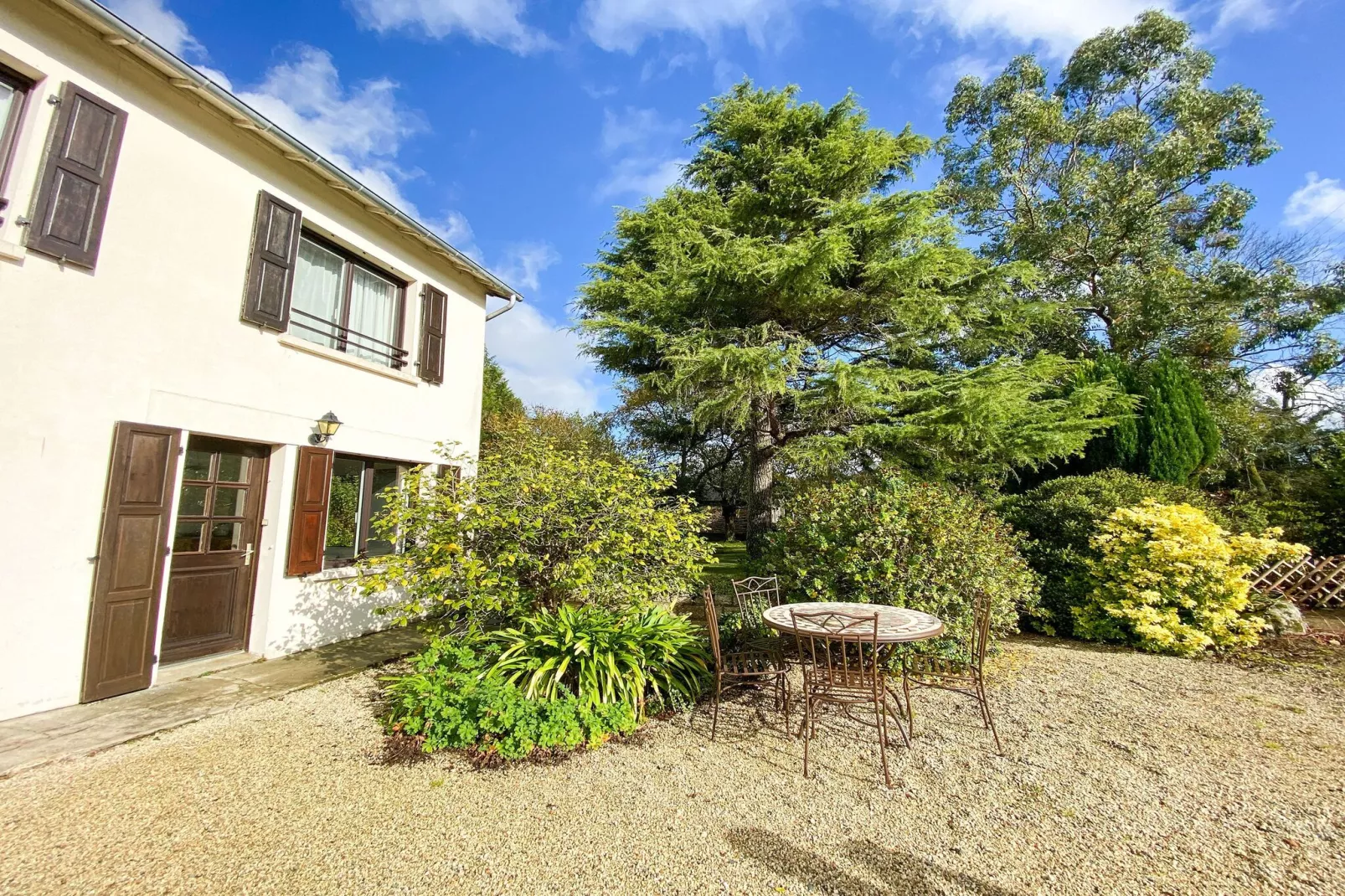 Grande Maison avec Jardin à Tréveneuc-Tuinen zomer