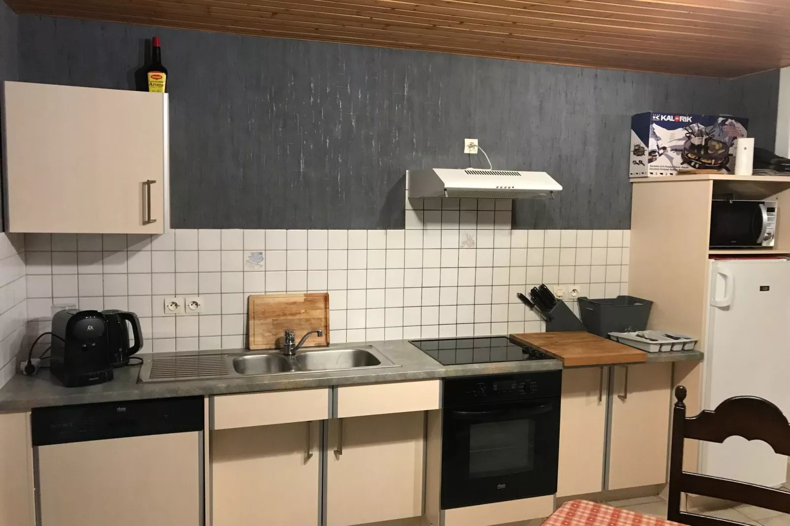 APPARTEMENT VOLVERT - LA GENTIANE-Keuken