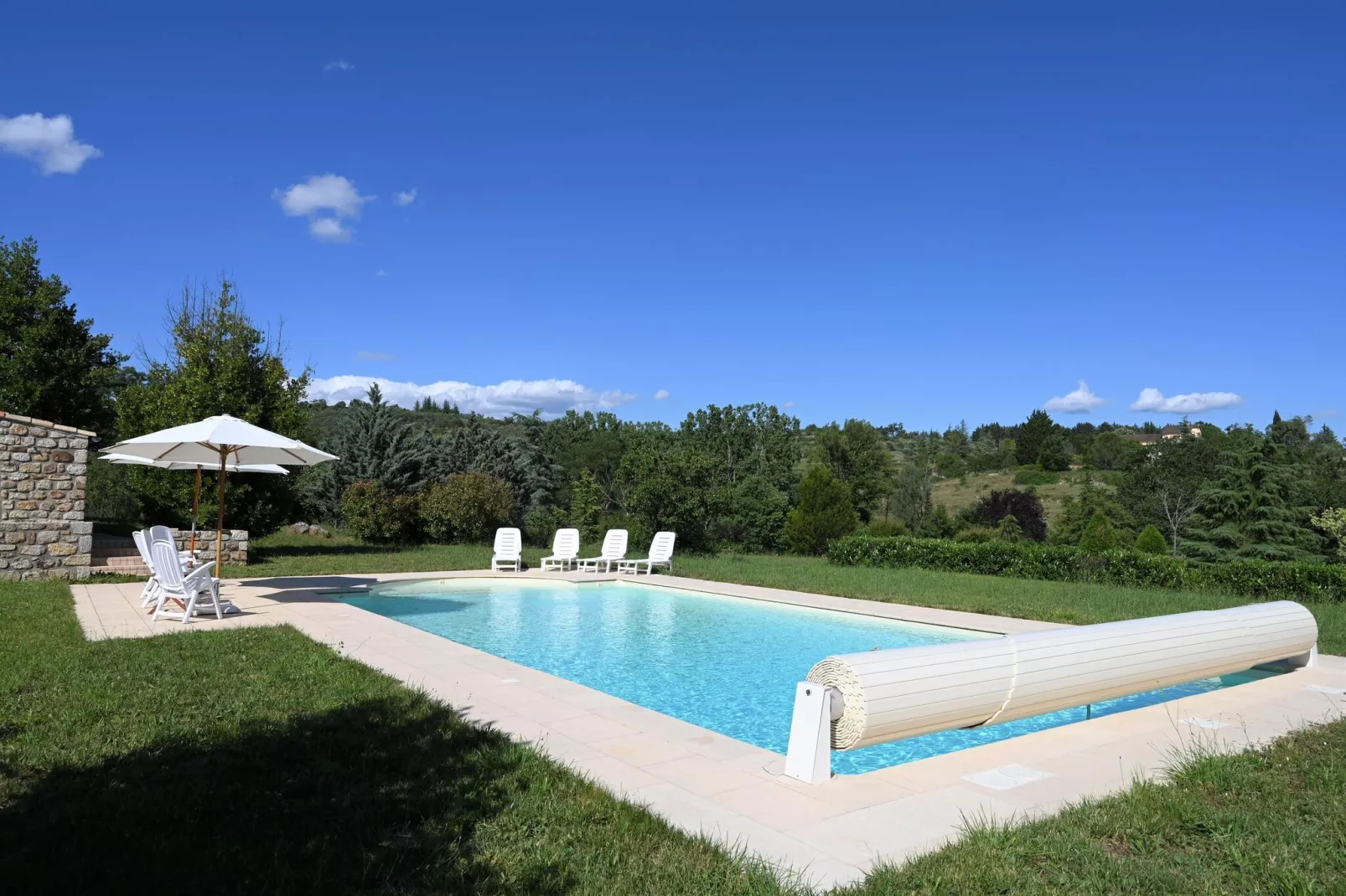 poolofhouse
