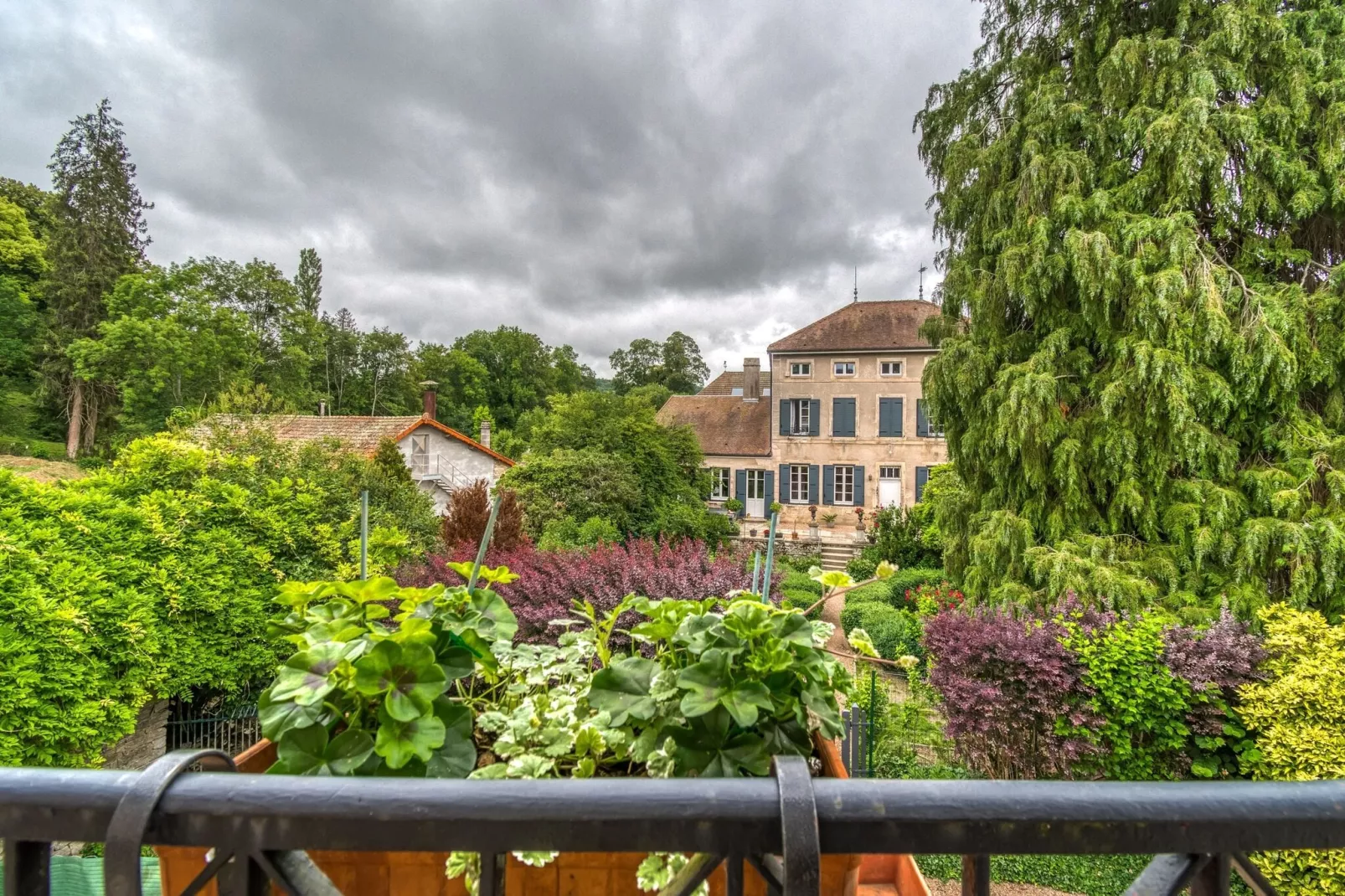 Bligny-sur-Ouche-Uitzicht zomer