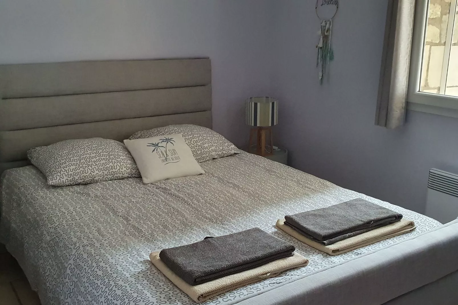 Mazet avec piscine à Orgon - Slaapkamer