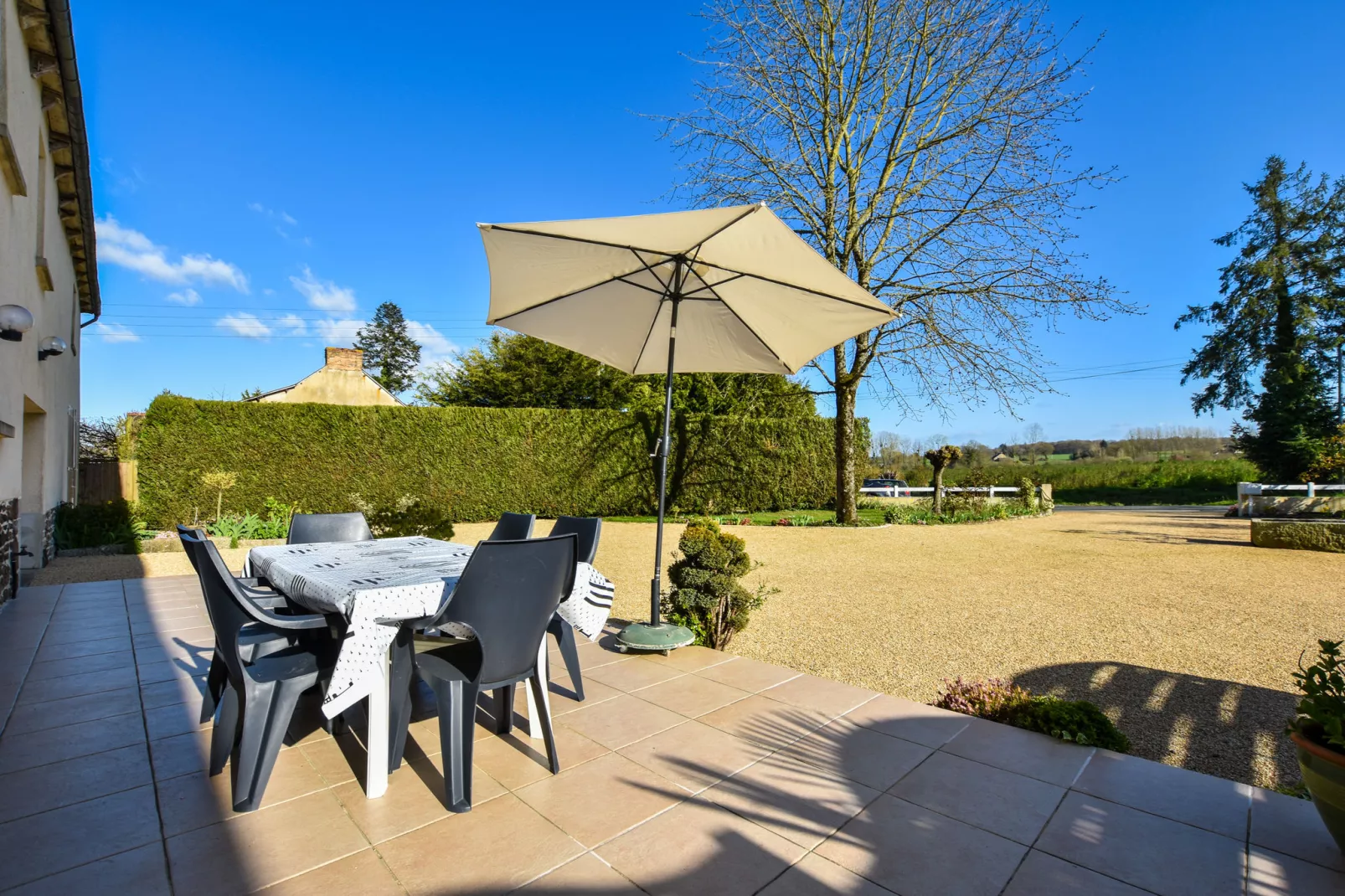 Jolie maison en pays de Rance-Terrasbalkon