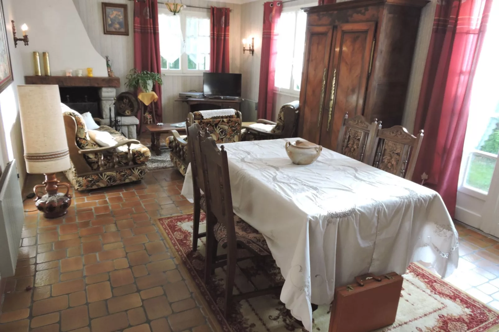 Maison de vacances Henansal-Eetkamer