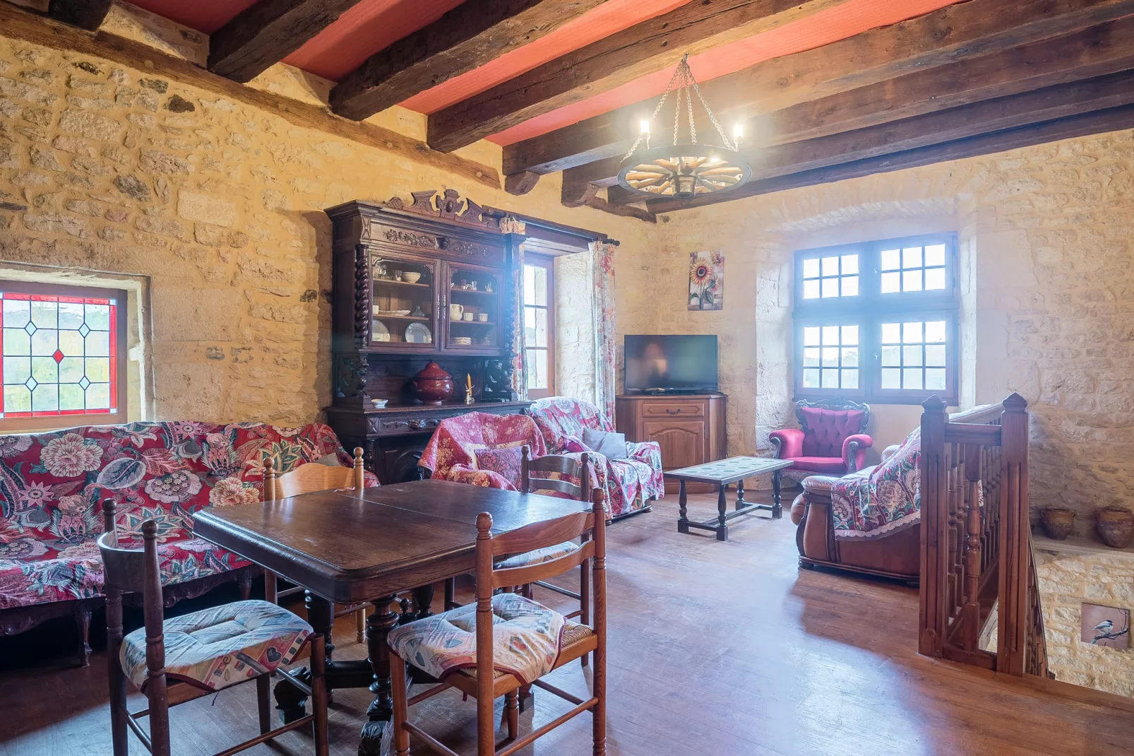 Prachtig landhuis met authentieke sfeer in Prats-du-Périgord - Woonkamer