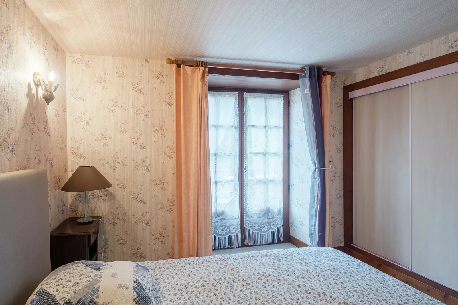 Prachtig landhuis met authentieke sfeer in Prats-du-Périgord - Slaapkamer
