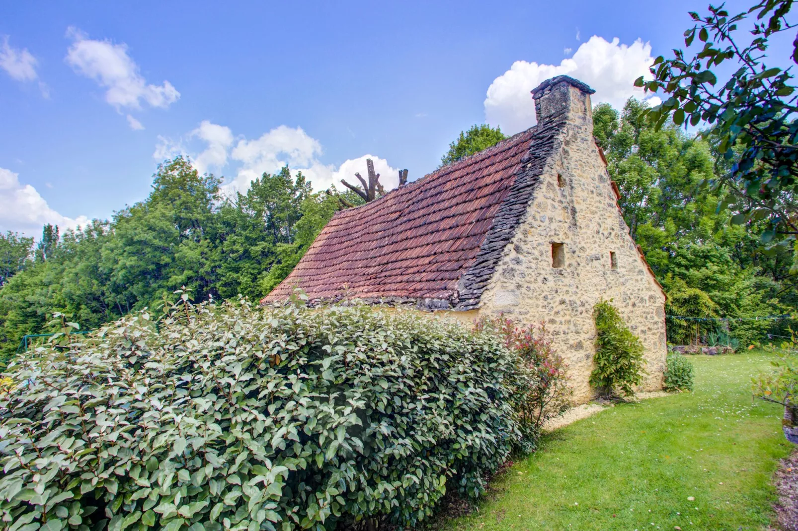 Ferme Sarlat - Buitenkant zomer