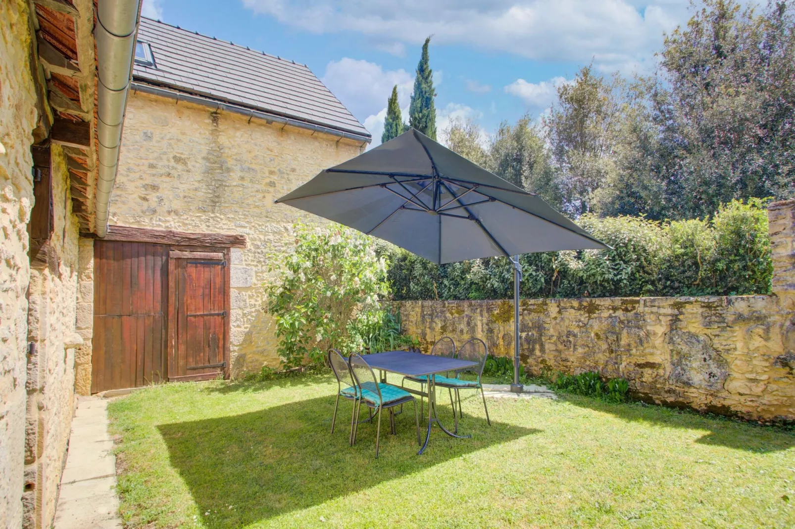 Ferme Sarlat - Tuinen zomer
