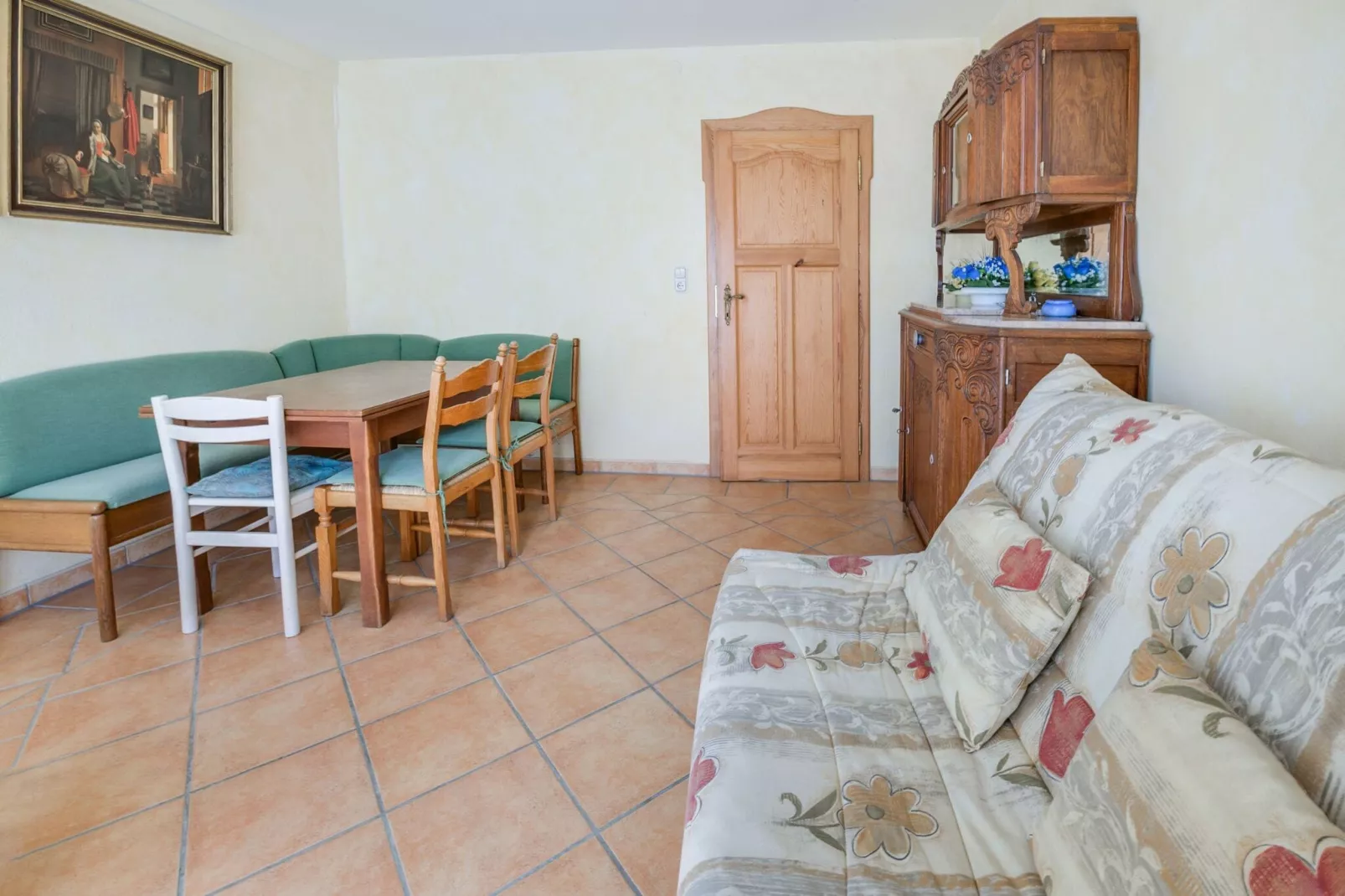 "Ancienne Gendarmerie" appartment A-Woonkamer