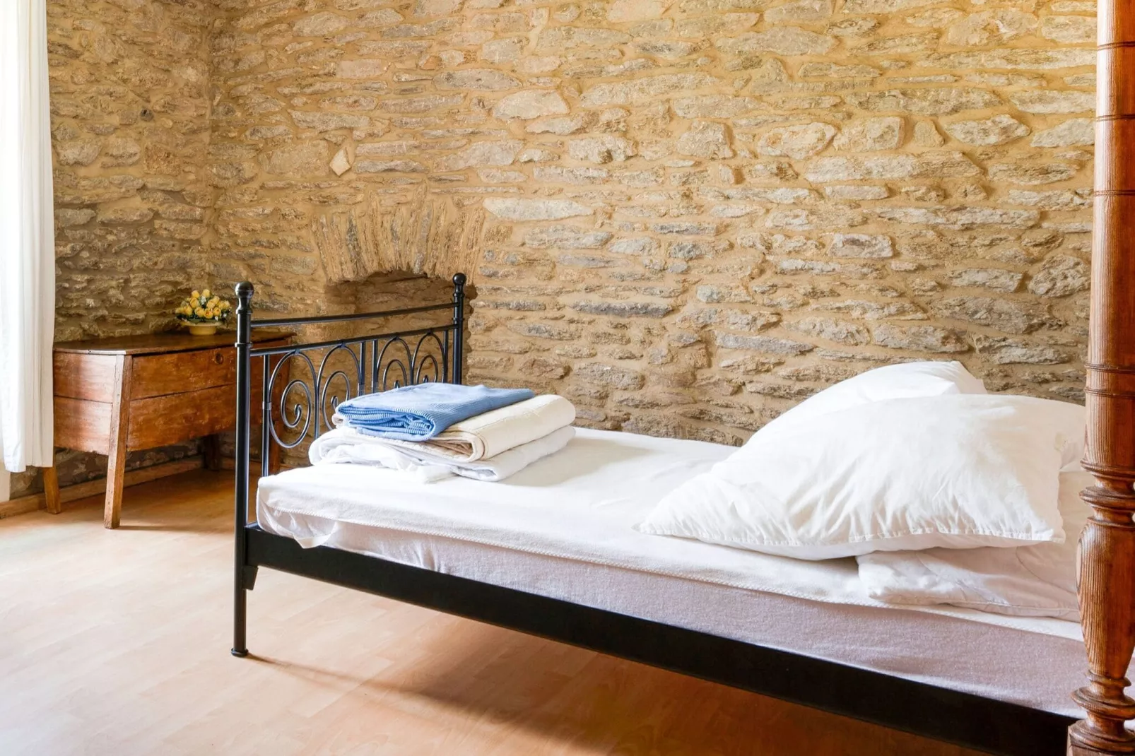 "Ancienne Gendarmerie" appartment B-Slaapkamer