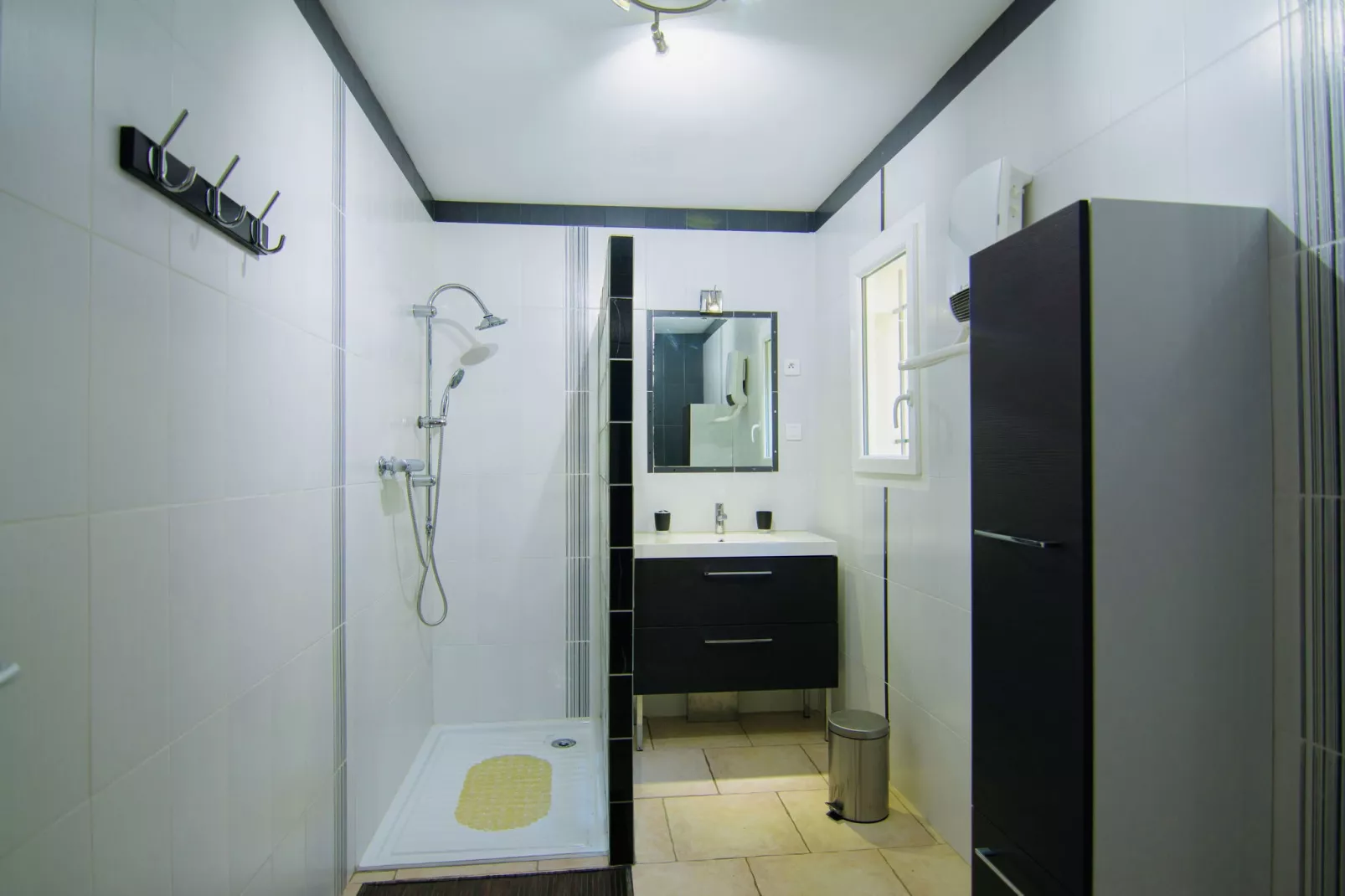 Maison de vacances - LÉDENON-Badkamer