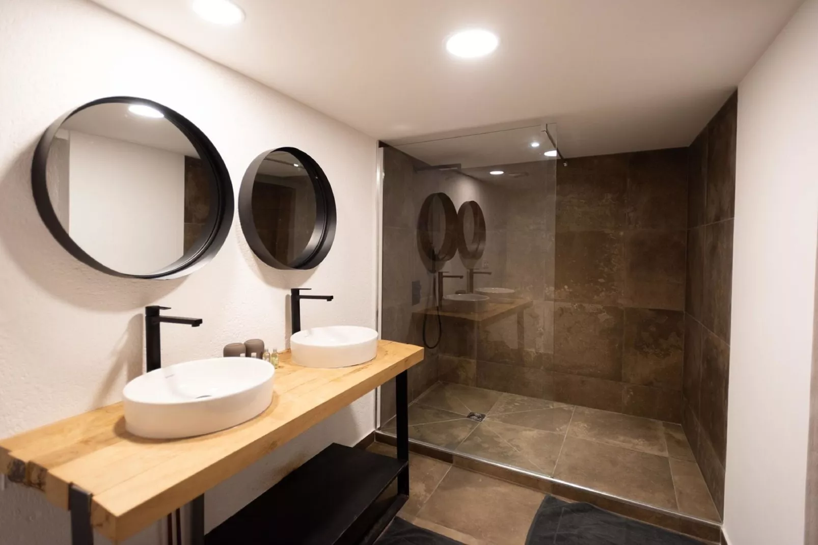 Bergerie Guillamat-Badkamer