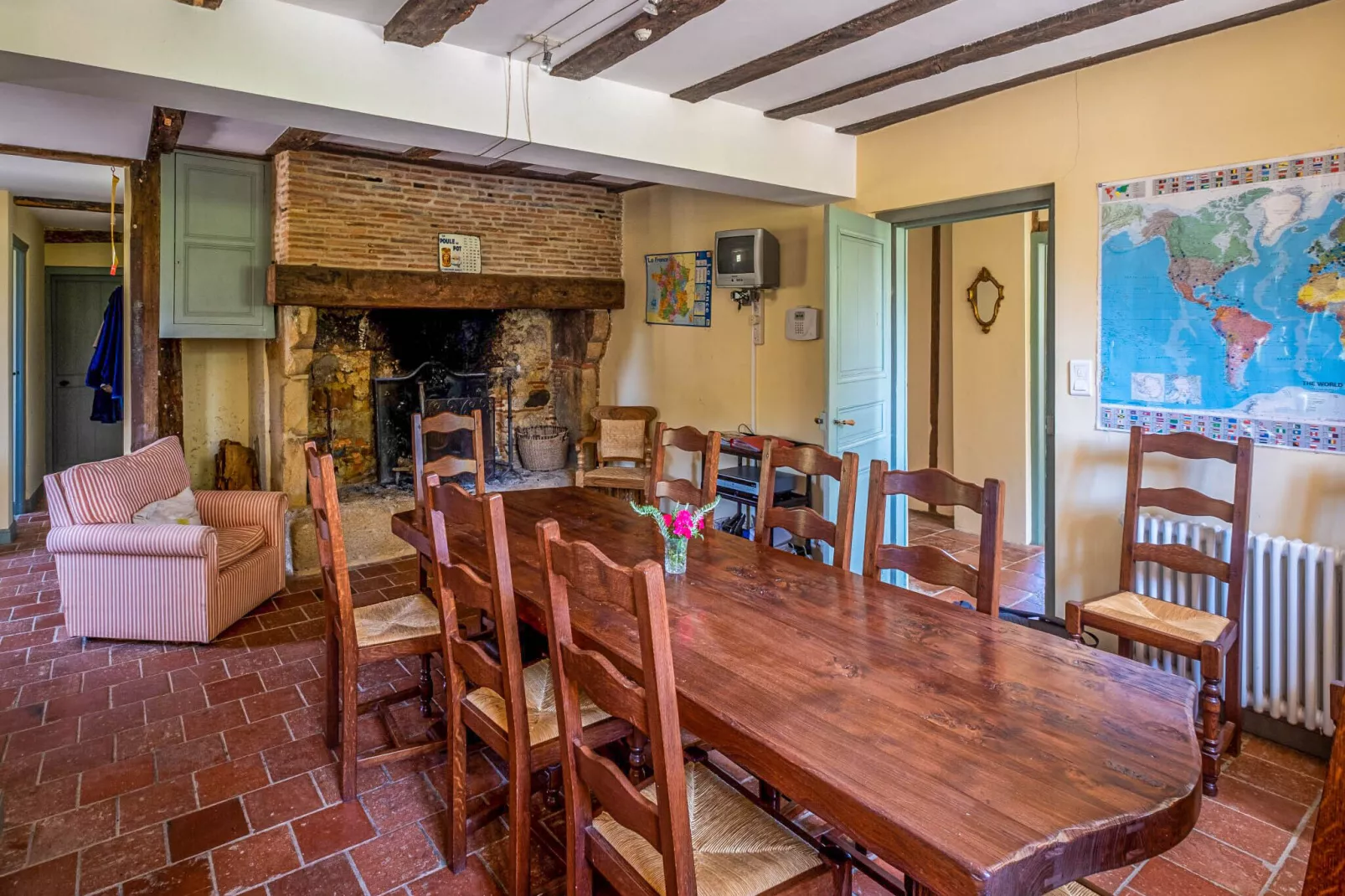 Villa Le Houga-Eetkamer