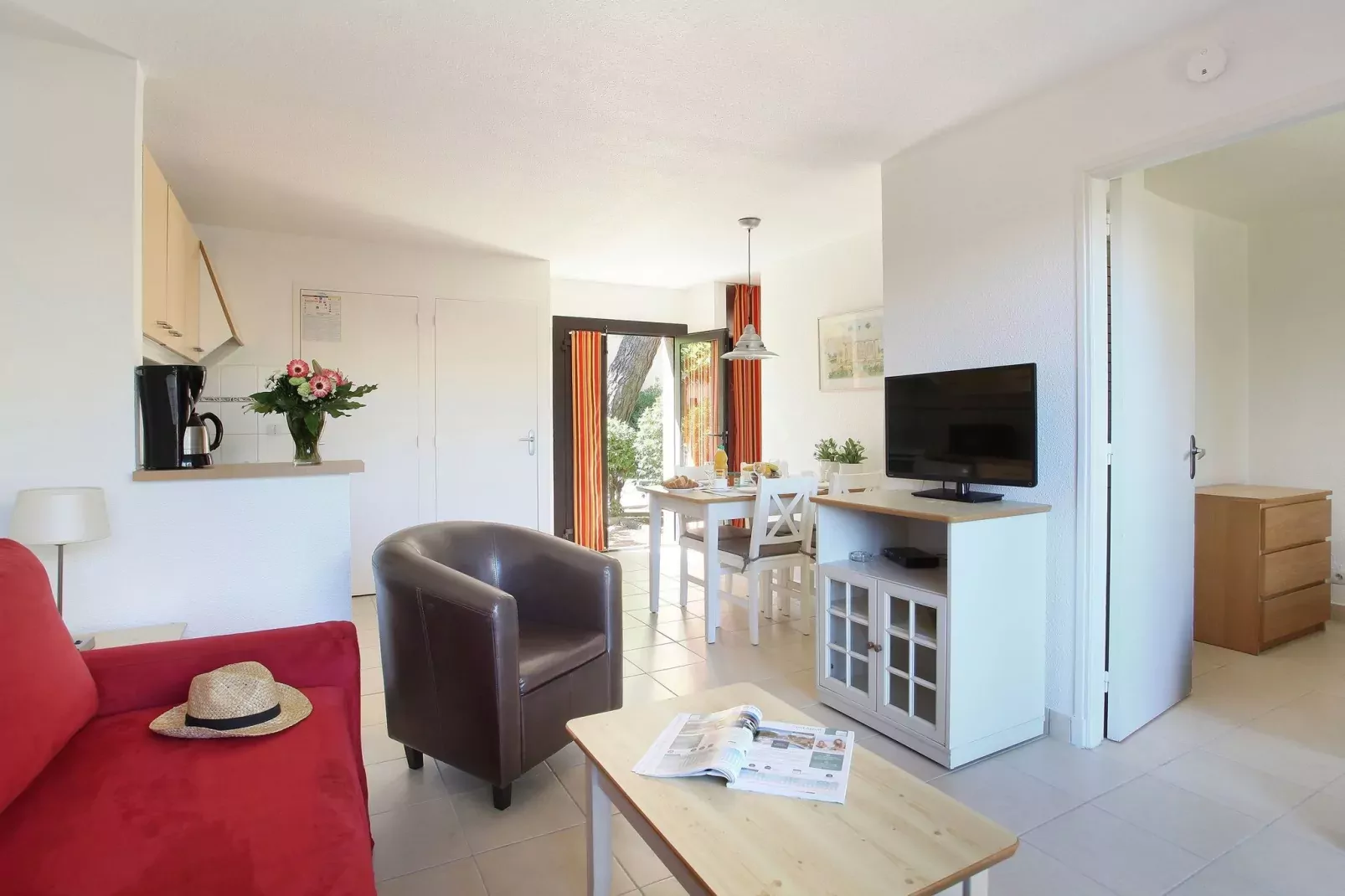 Club Saint Loup 1-Woonkamer