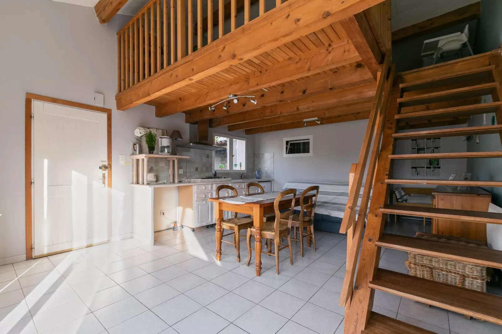 Huis in Zuid-Frankrijk met privé zwembad-Overloop