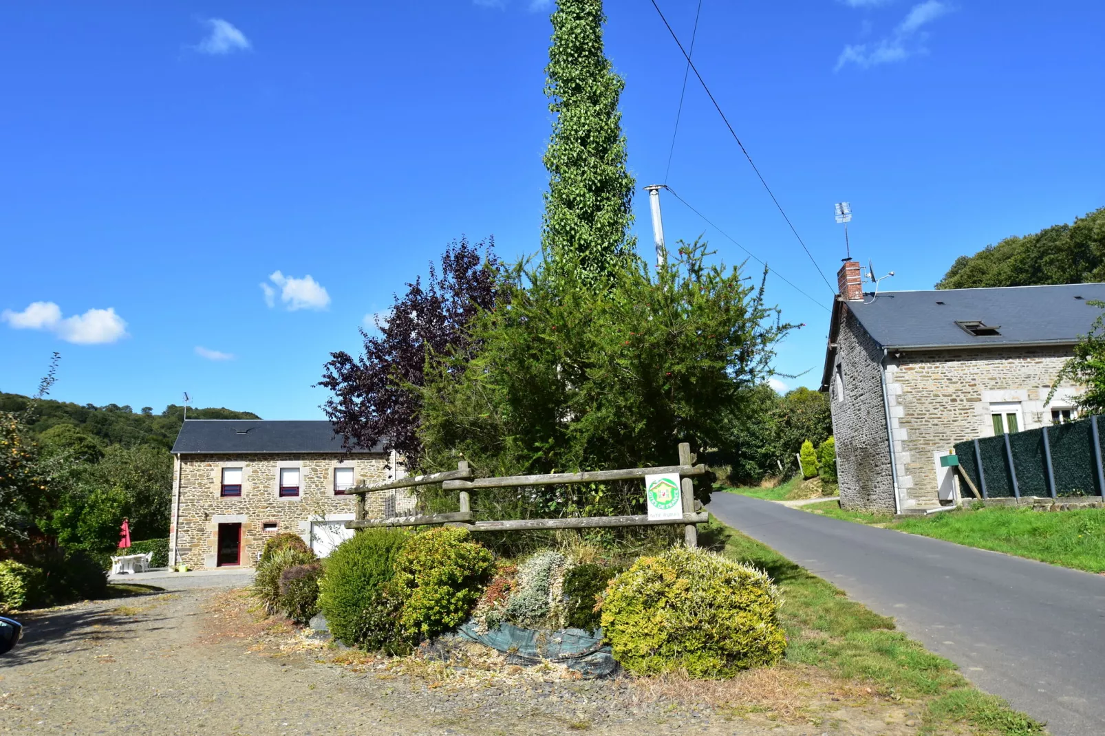 Gite 6 pers proche Mont St Michel-Tuinen zomer