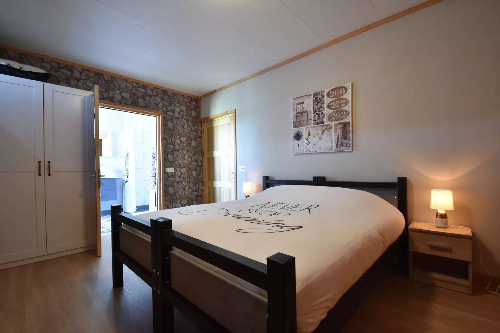 Apt 6 pers piscine-Slaapkamer